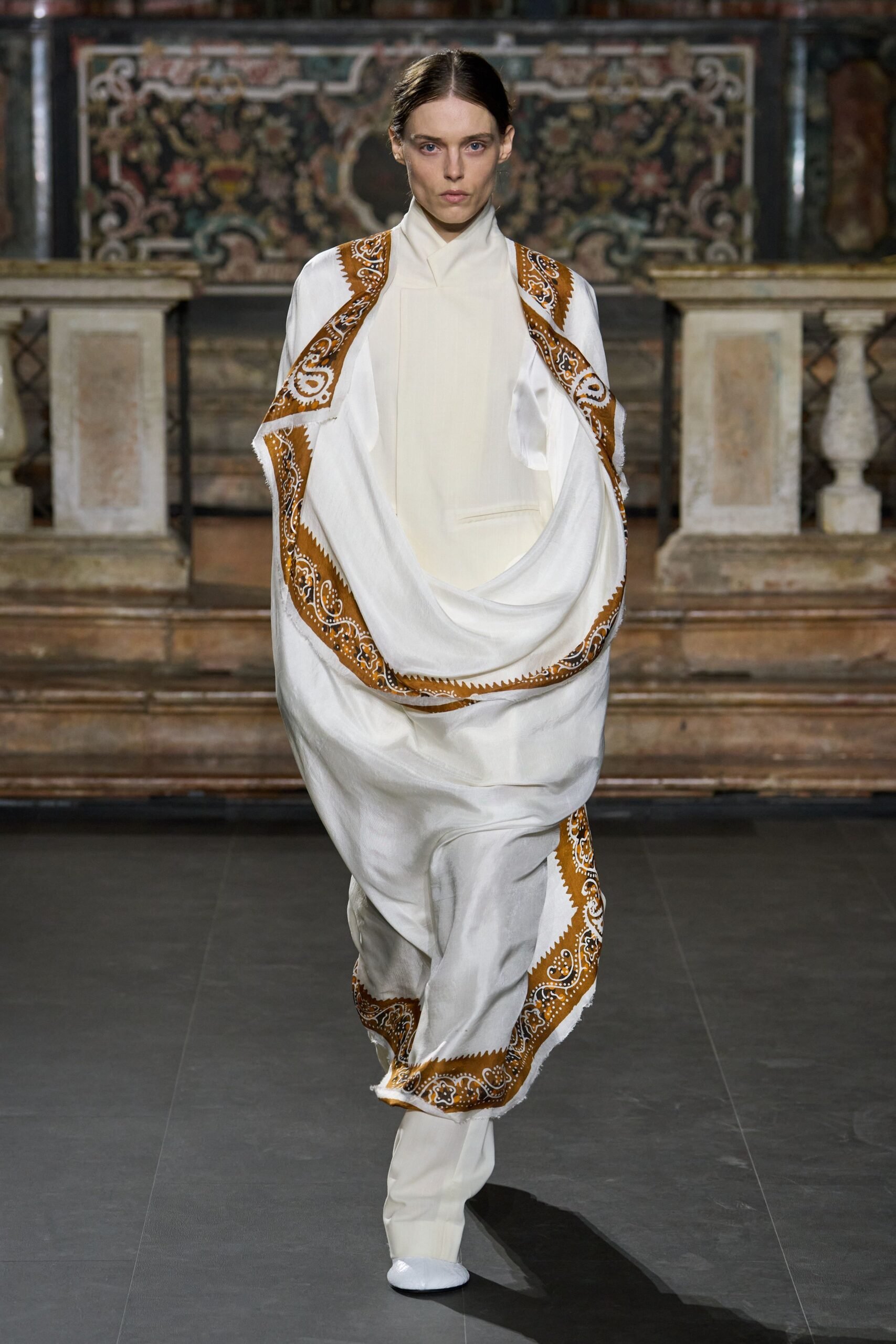 institution-by-galib-gassanoff-spring-2027-ready-to-wear-look-27-scaled.jpg