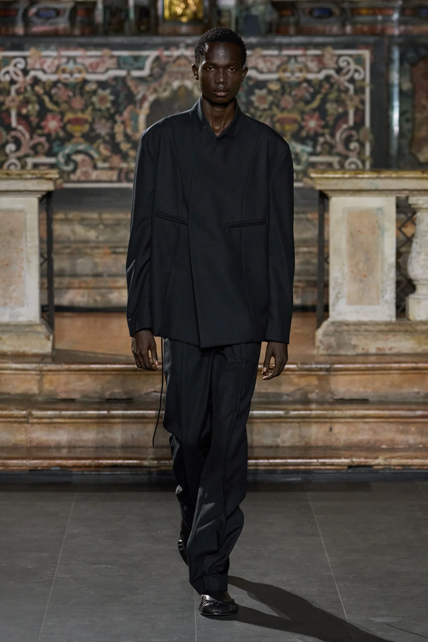 institution-by-galib-gassanoff-spring-2027-ready-to-wear-look-14-scaled.jpg