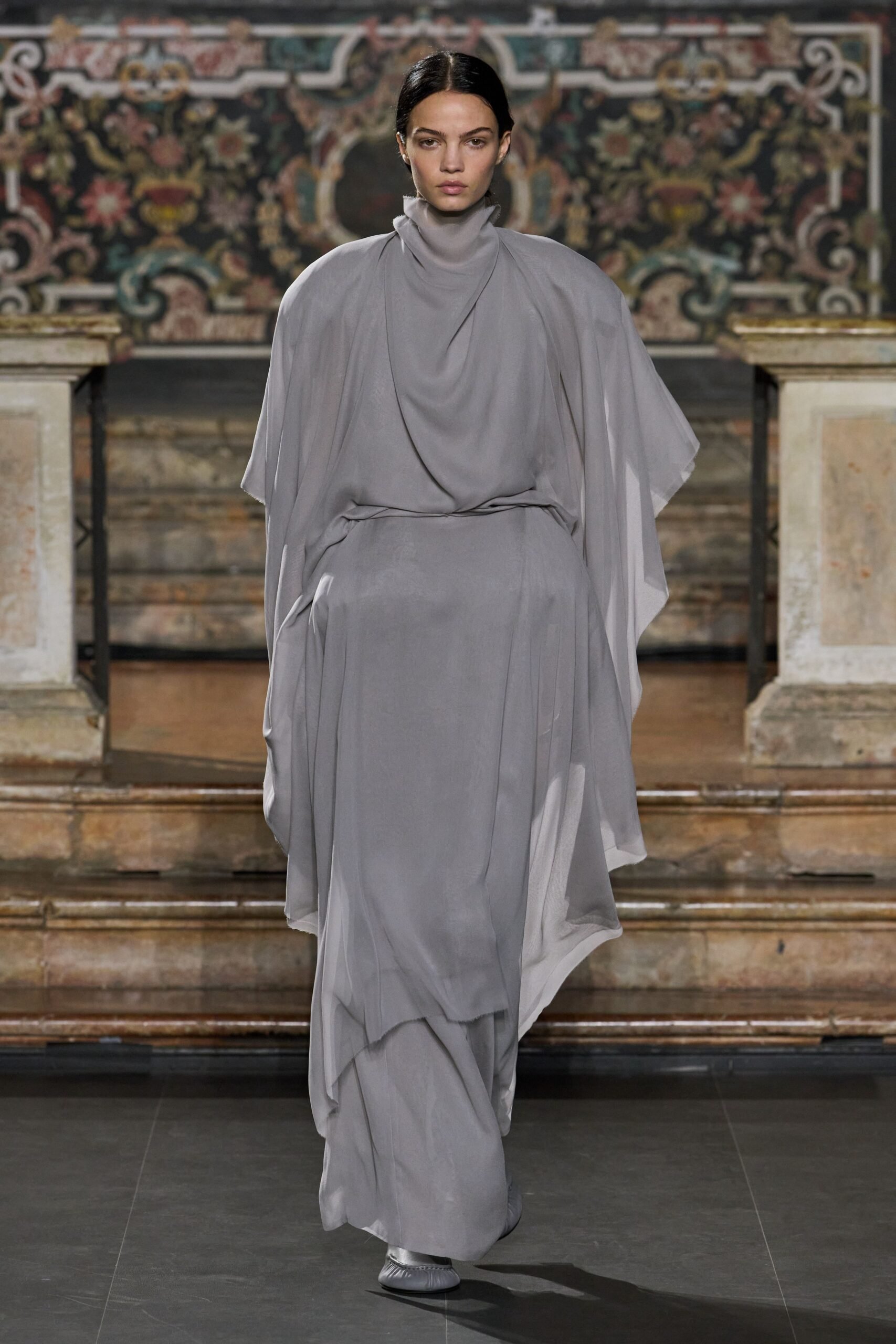 institution-by-galib-gassanoff-spring-2027-ready-to-wear-look-12-scaled.jpg