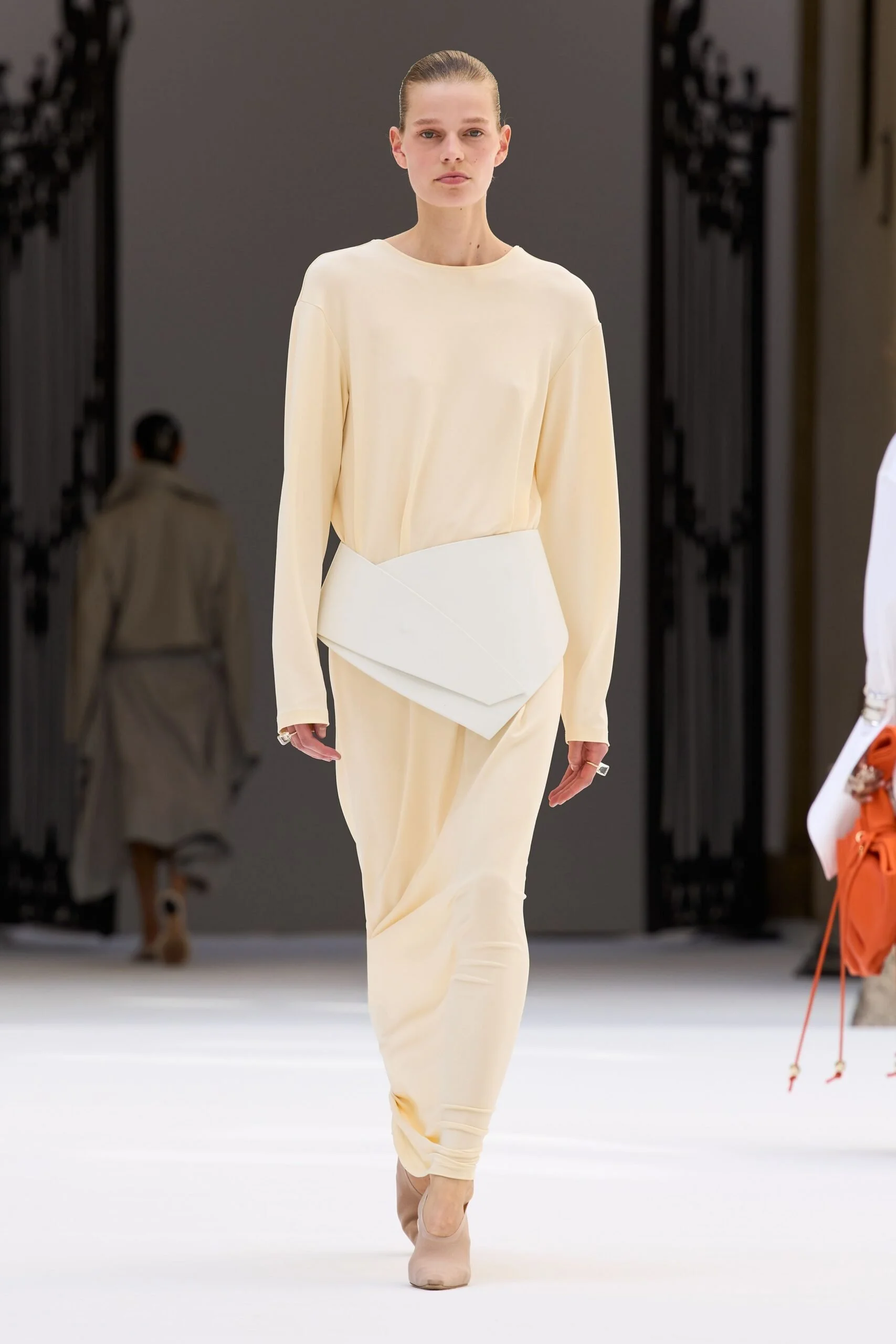 sportmax-spring-2027-ready-to-wear-look-38-scaled.jpg