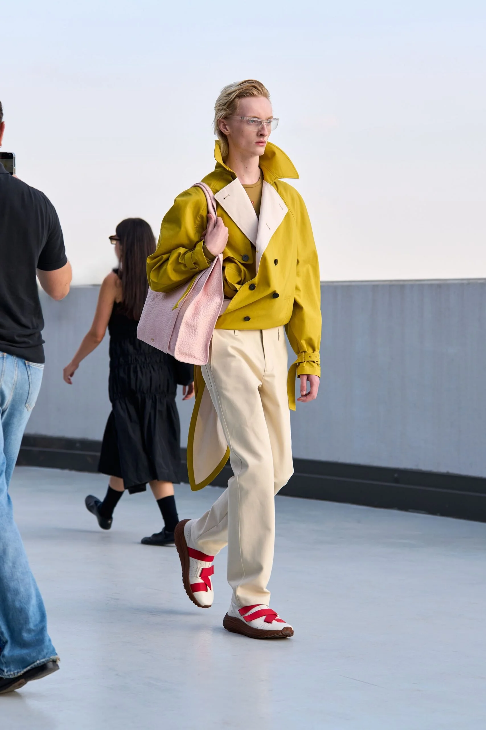 moschino-spring-2027-ready-to-wear-look-10-scaled.jpg