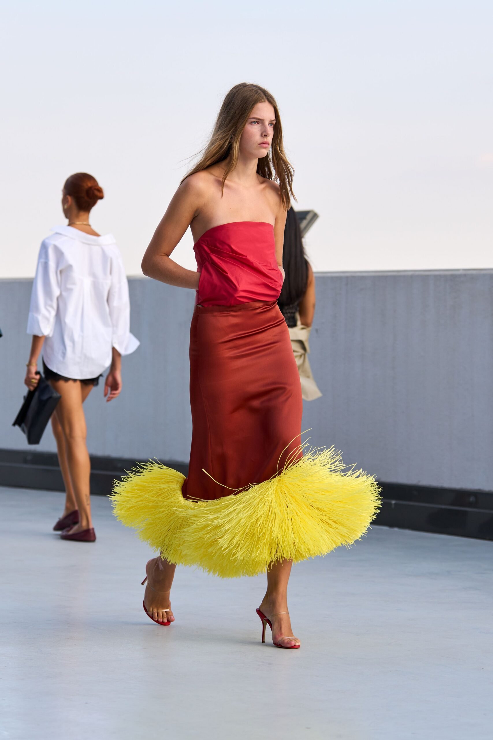 moschino-spring-2027-ready-to-wear-look-12-scaled.jpg