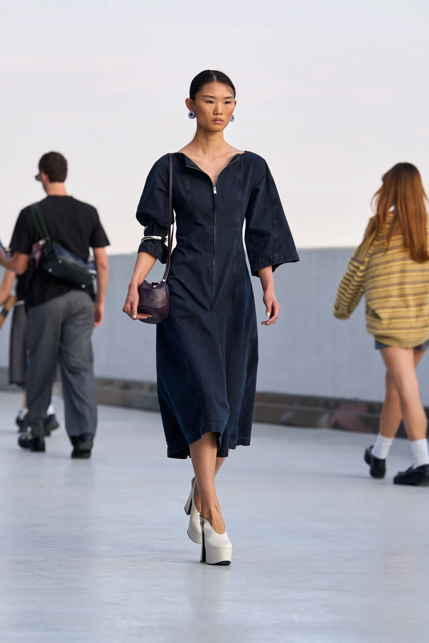 moschino-spring-2027-ready-to-wear-look-22-scaled.jpg