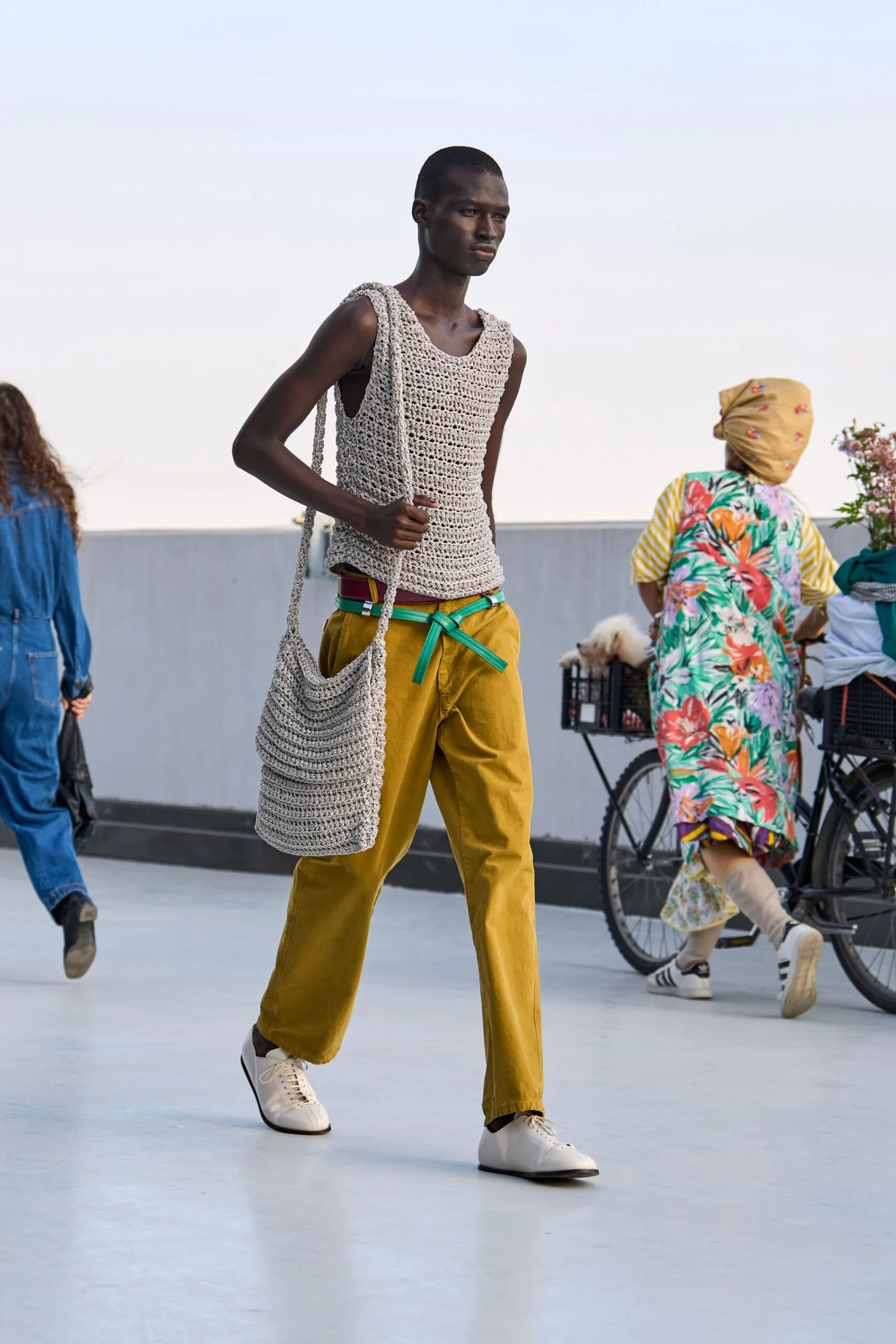 moschino-spring-2027-ready-to-wear-look-30-scaled.jpg