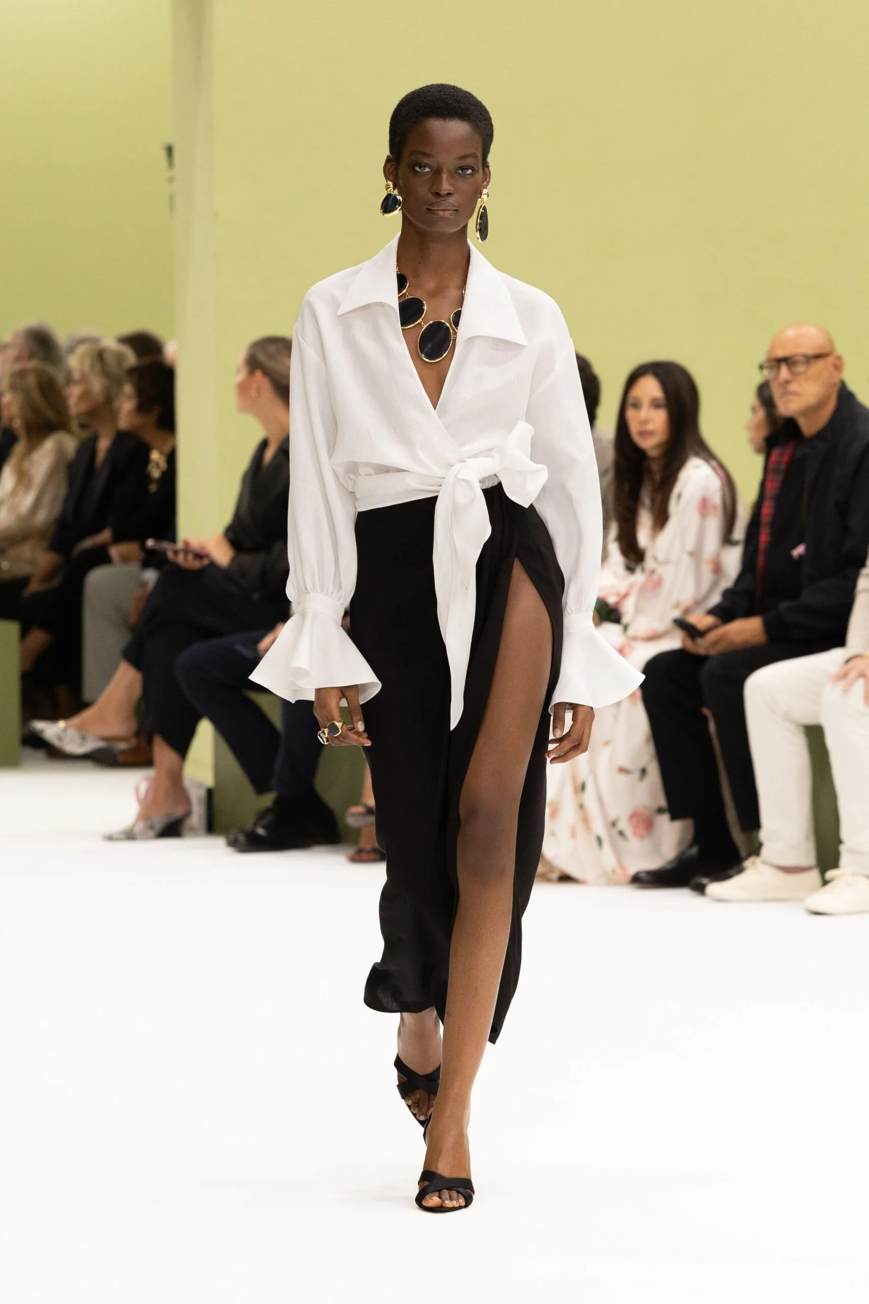 luisa-spagnoli-spring-2027-ready-to-wear-look-40-scaled.jpg