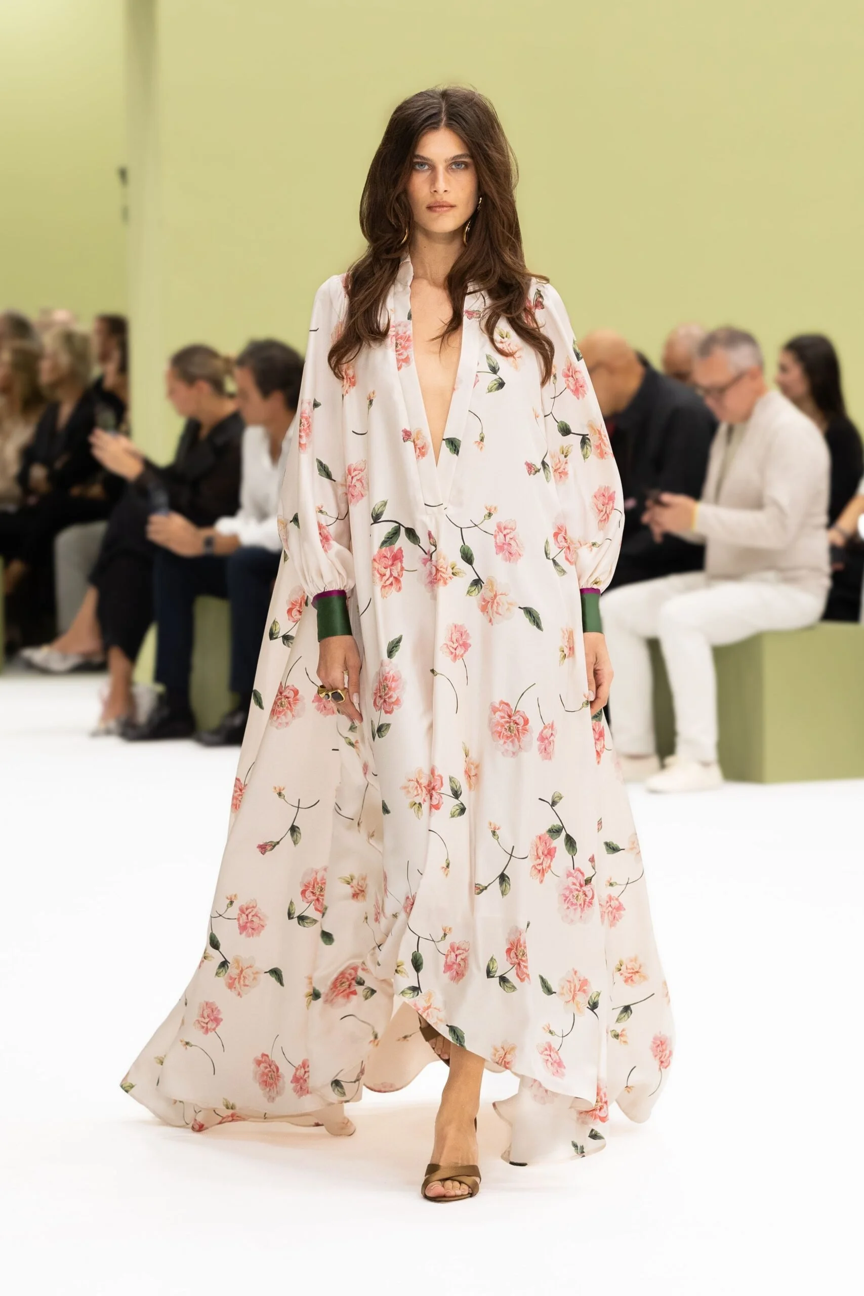 luisa-spagnoli-spring-2027-ready-to-wear-look-01-scaled.jpg