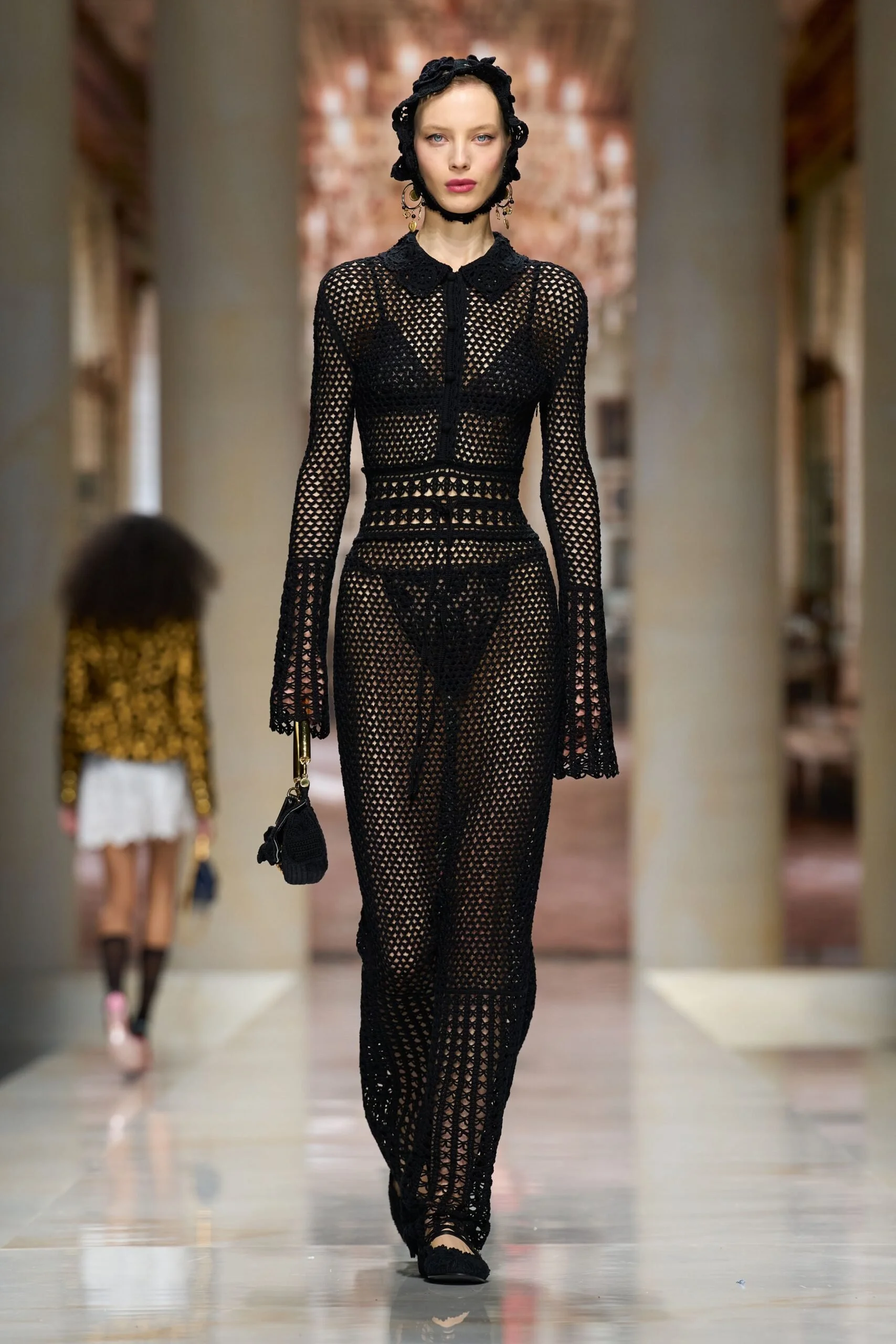 dolce-gabbana-spring-2027-ready-to-wear-look-54-scaled.jpg