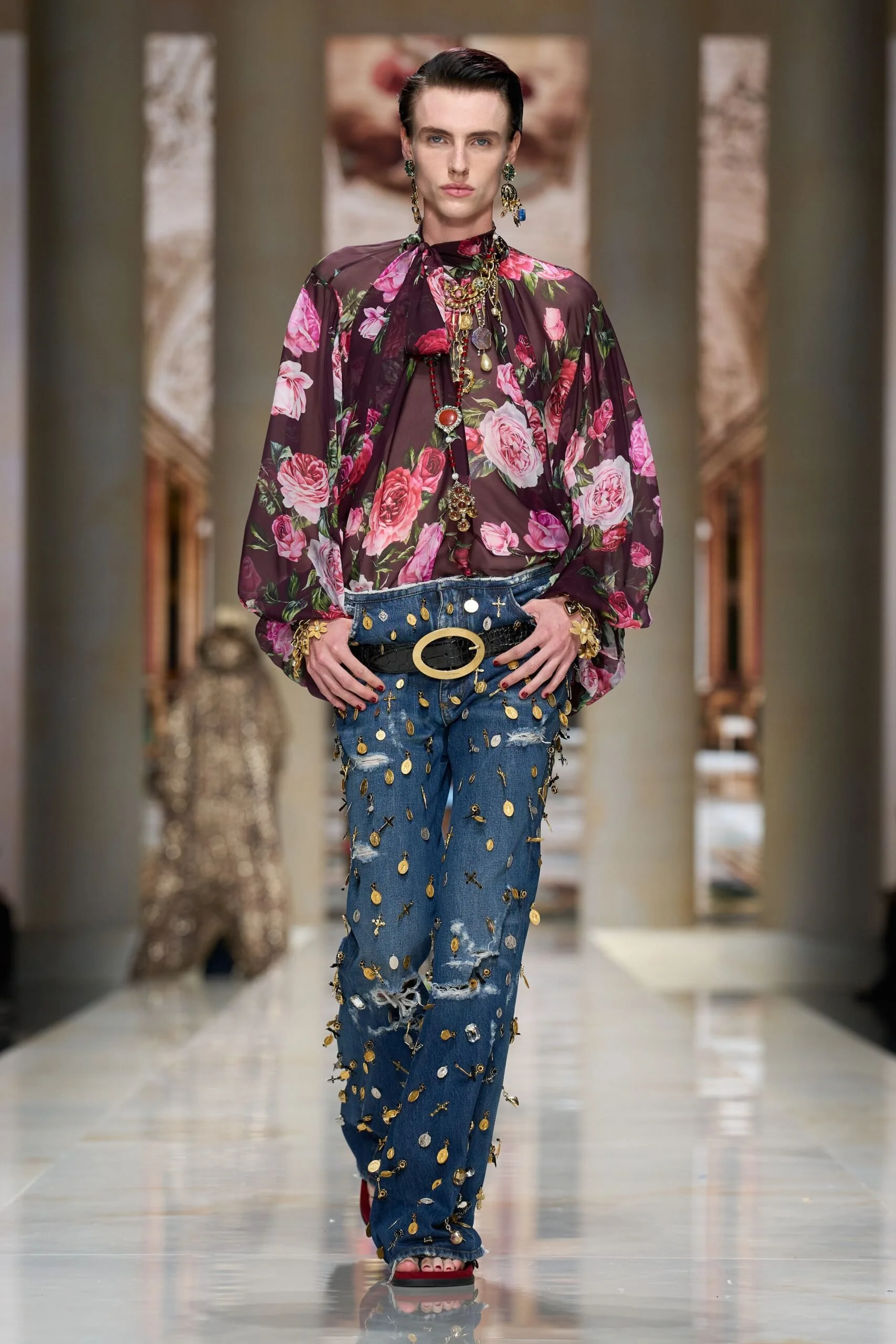 dolce-gabbana-spring-2027-ready-to-wear-look-63-scaled.jpg