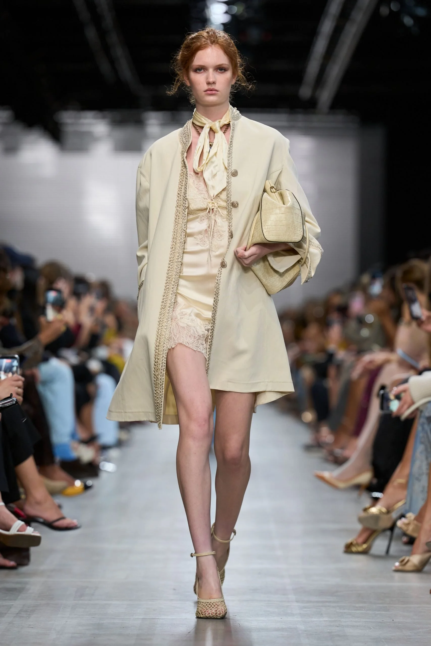 ermanno-scervino-spring-2027-ready-to-wear-look-02-scaled.jpg