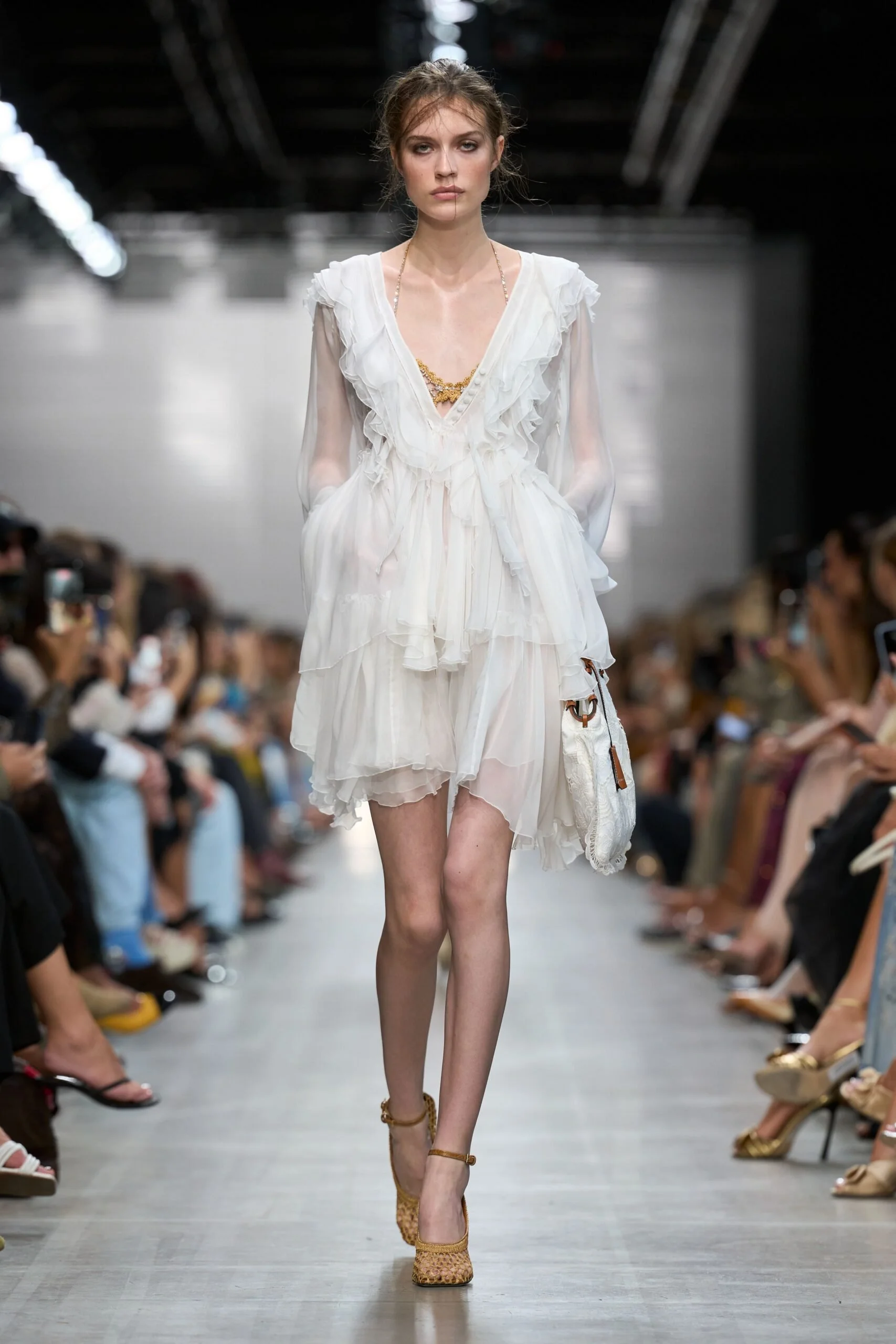 ermanno-scervino-spring-2027-ready-to-wear-look-09-scaled.jpg