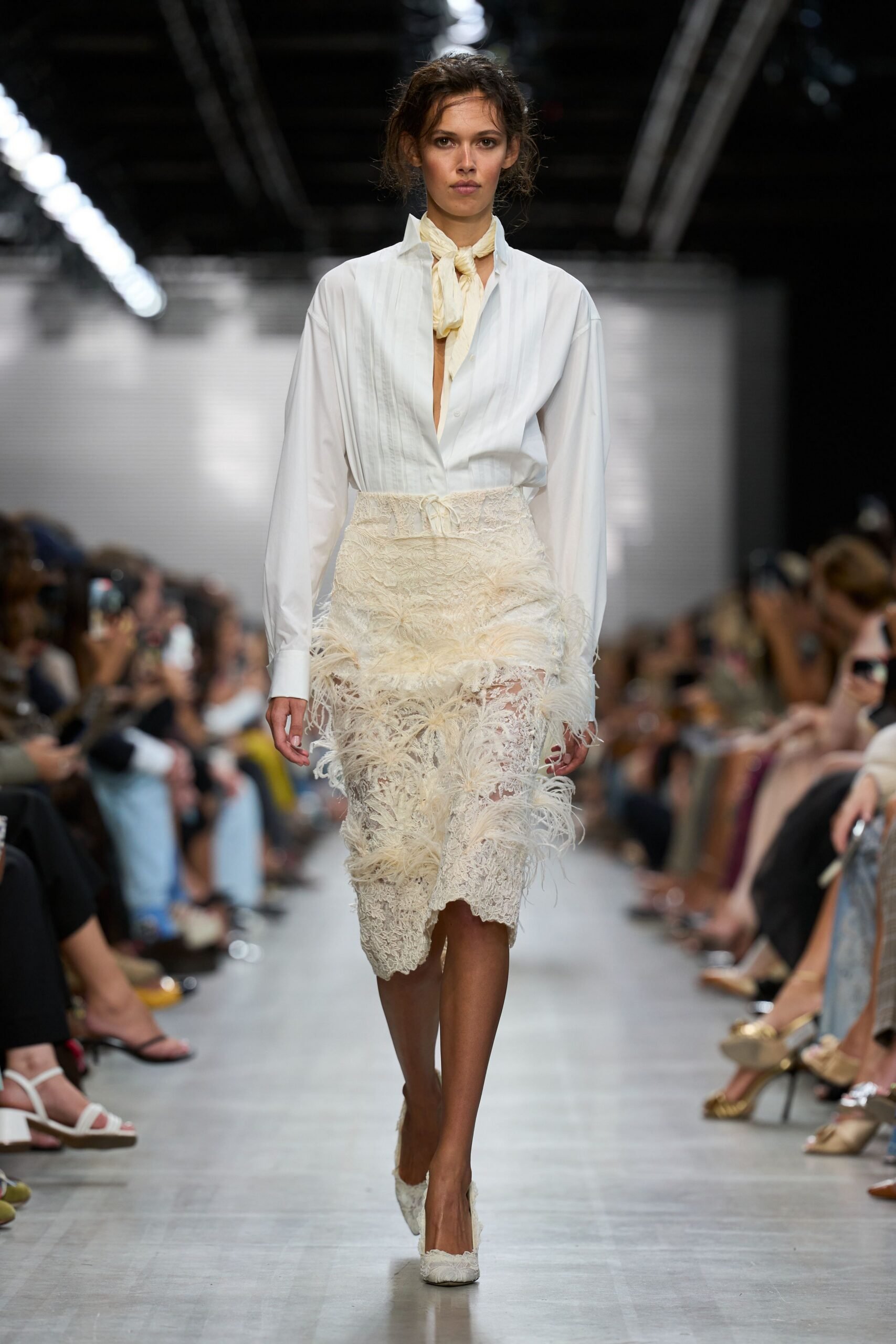 ermanno-scervino-spring-2027-ready-to-wear-look-11-scaled.jpg