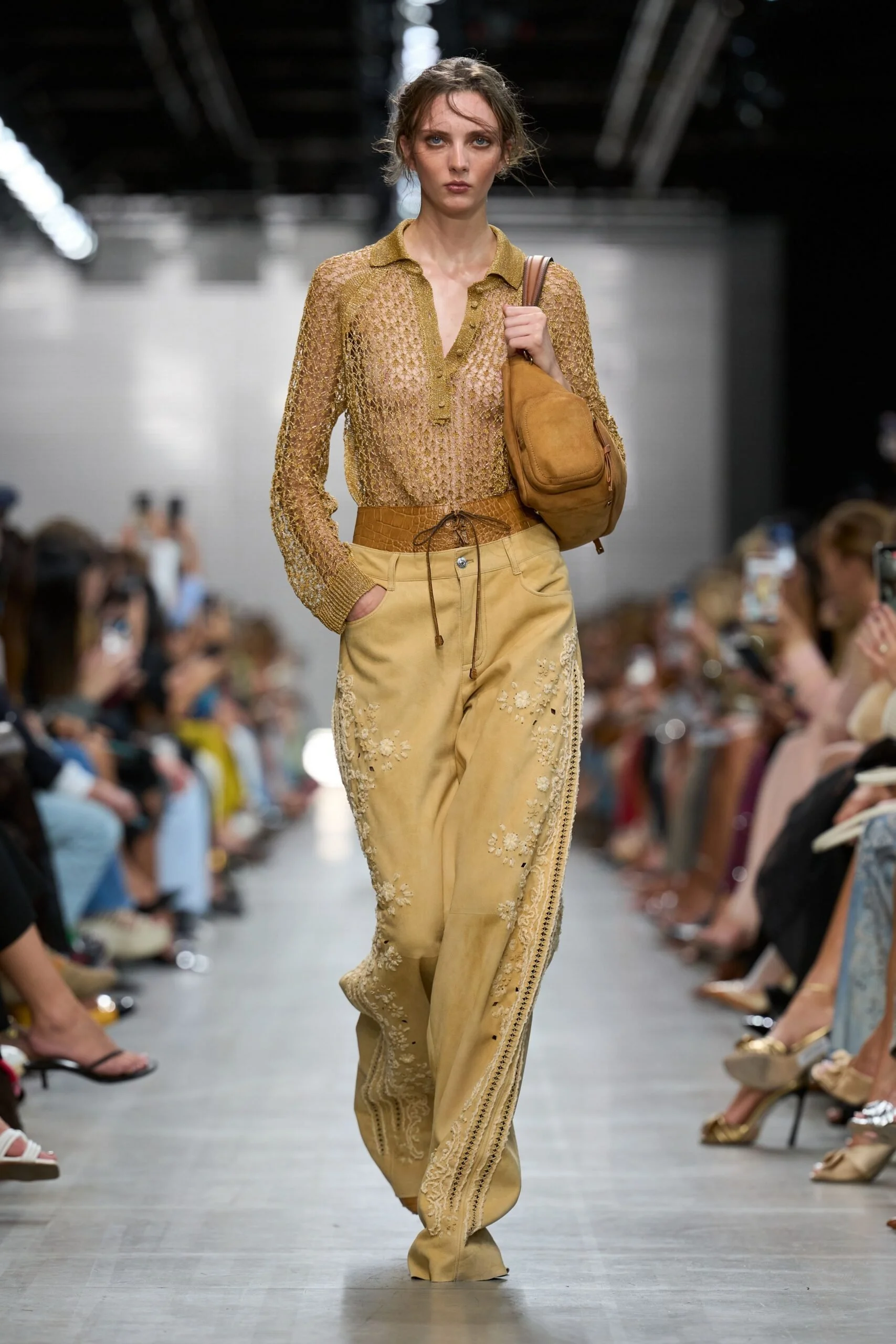 ermanno-scervino-spring-2027-ready-to-wear-look-15-scaled.jpg