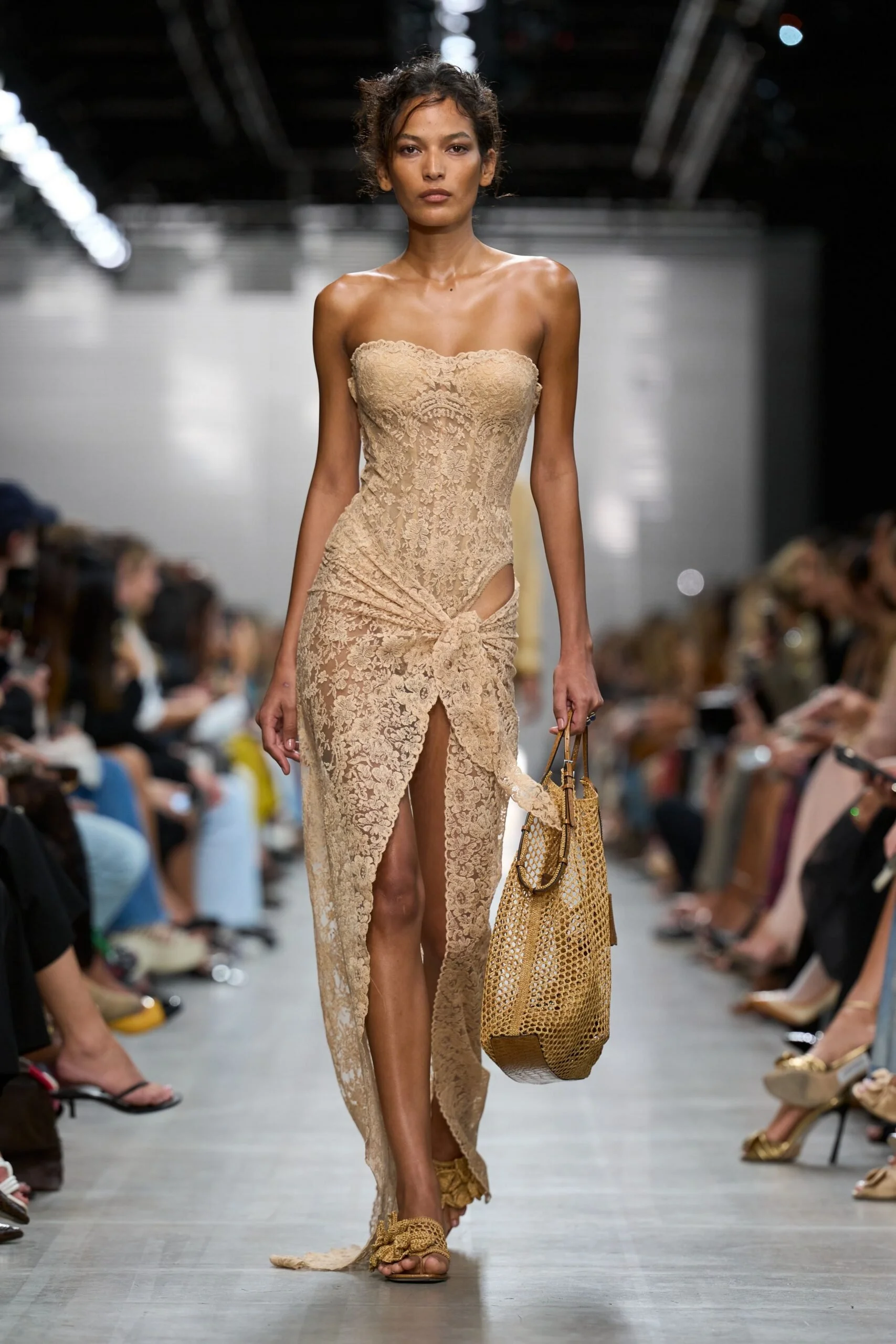 ermanno-scervino-spring-2027-ready-to-wear-look-18-scaled.jpg