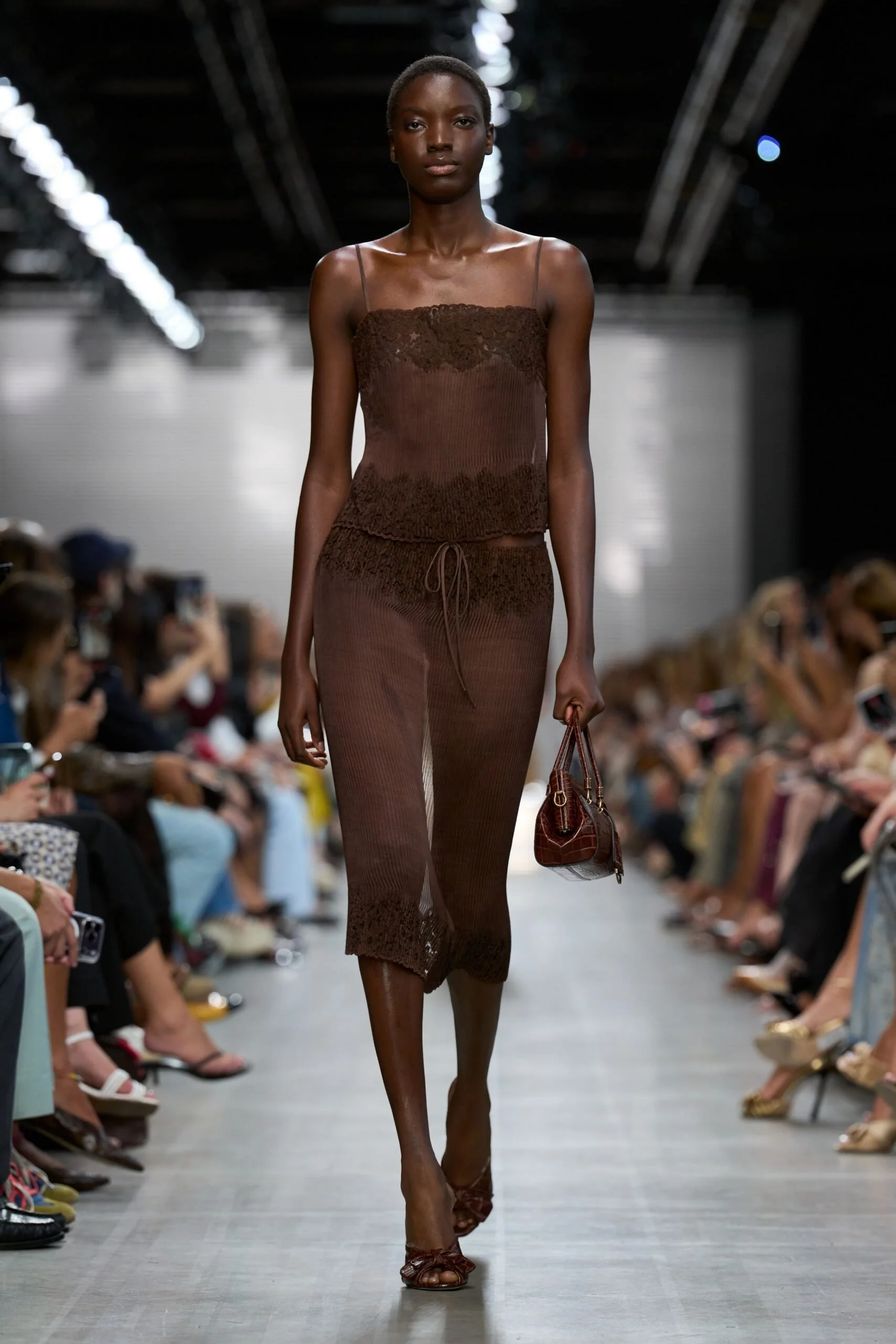 ermanno-scervino-spring-2027-ready-to-wear-look-31-scaled.jpg