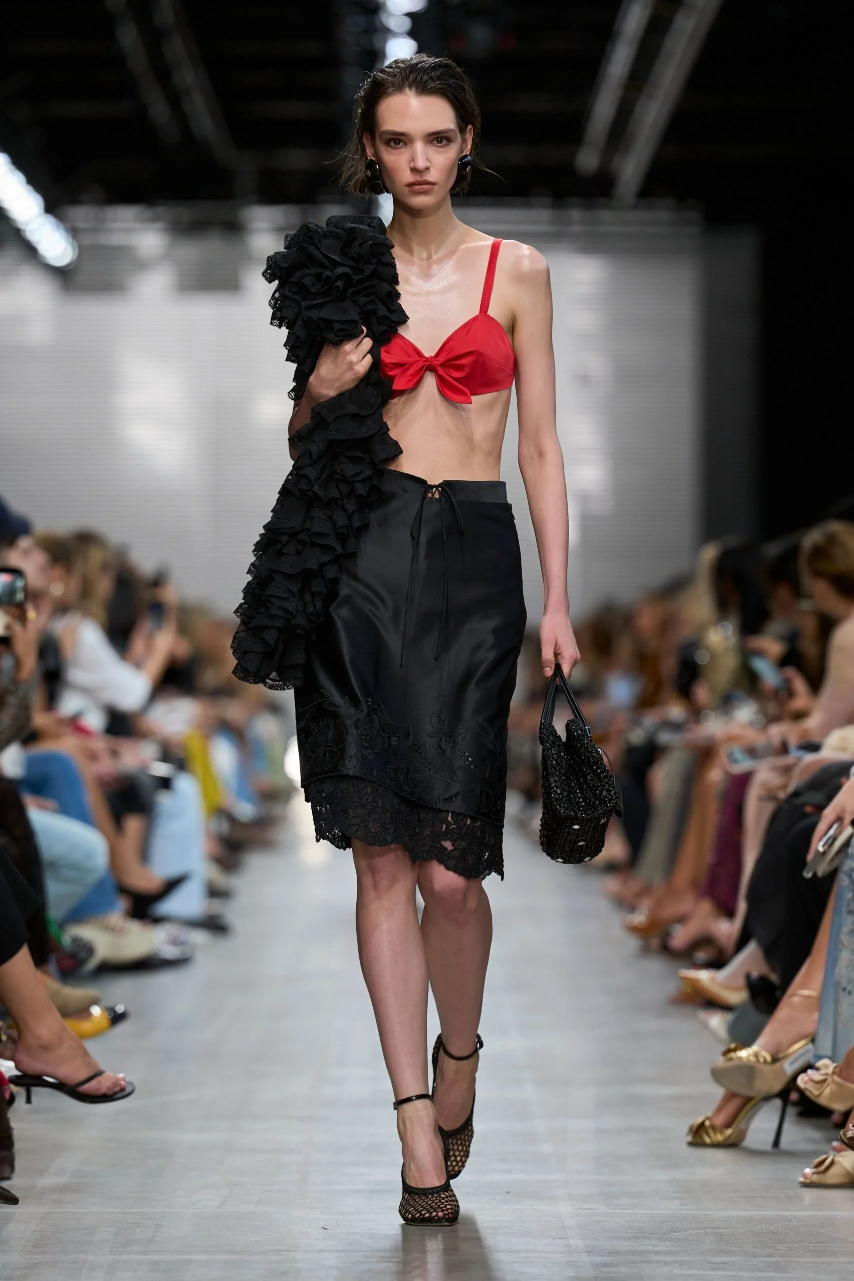 ermanno-scervino-spring-2027-ready-to-wear-look-41-scaled.jpg