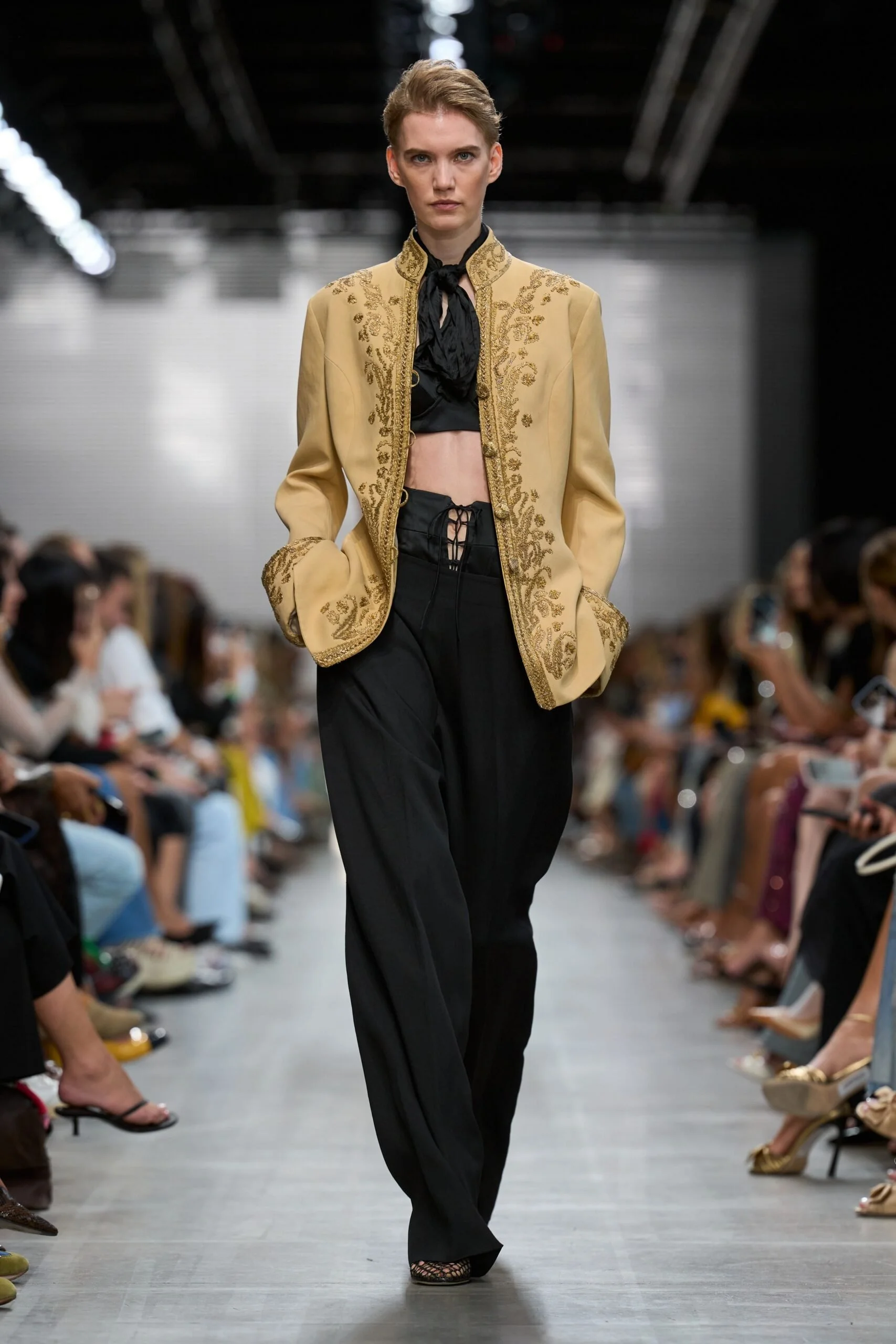 ermanno-scervino-spring-2027-ready-to-wear-look-45-scaled.jpg
