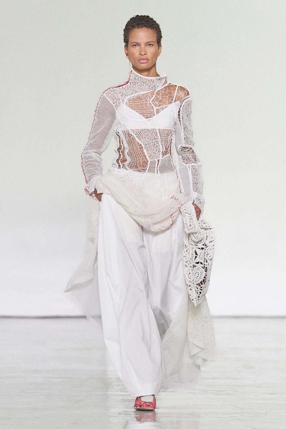 bottega-veneta-spring-2027-ready-to-wear-look-37.jpg