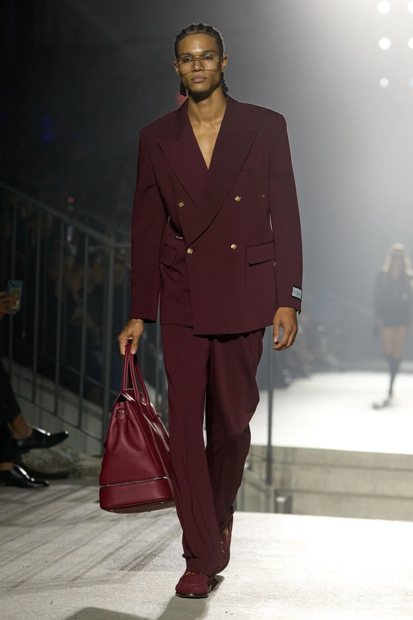 philipp-plein-spring-2027-ready-to-wear-look-04-scaled.jpg