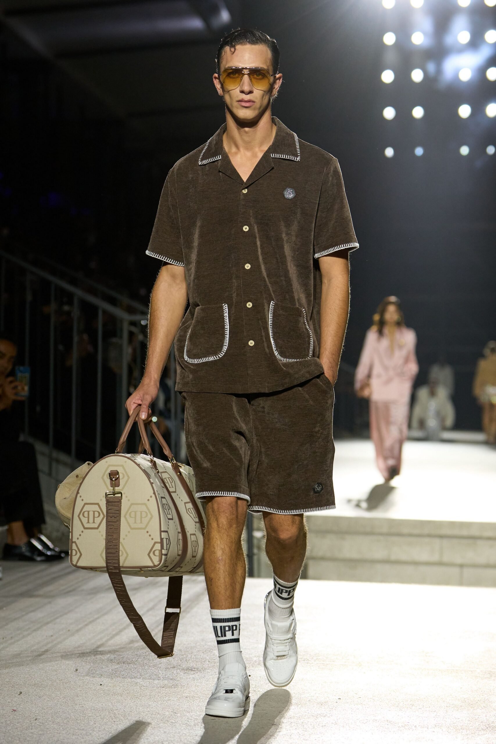 philipp-plein-spring-2027-ready-to-wear-look-34-scaled.jpg