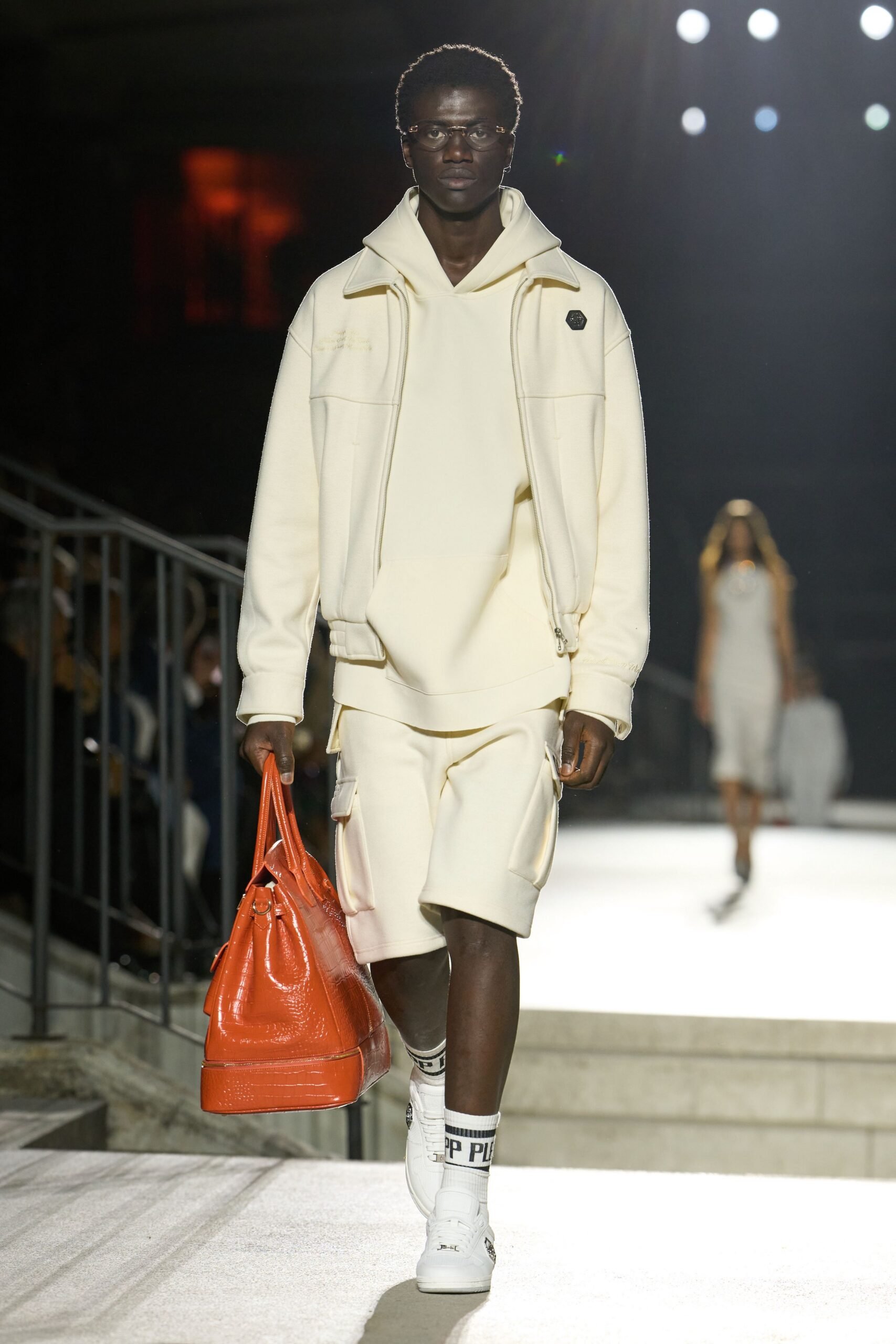 philipp-plein-spring-2027-ready-to-wear-look-38-scaled.jpg
