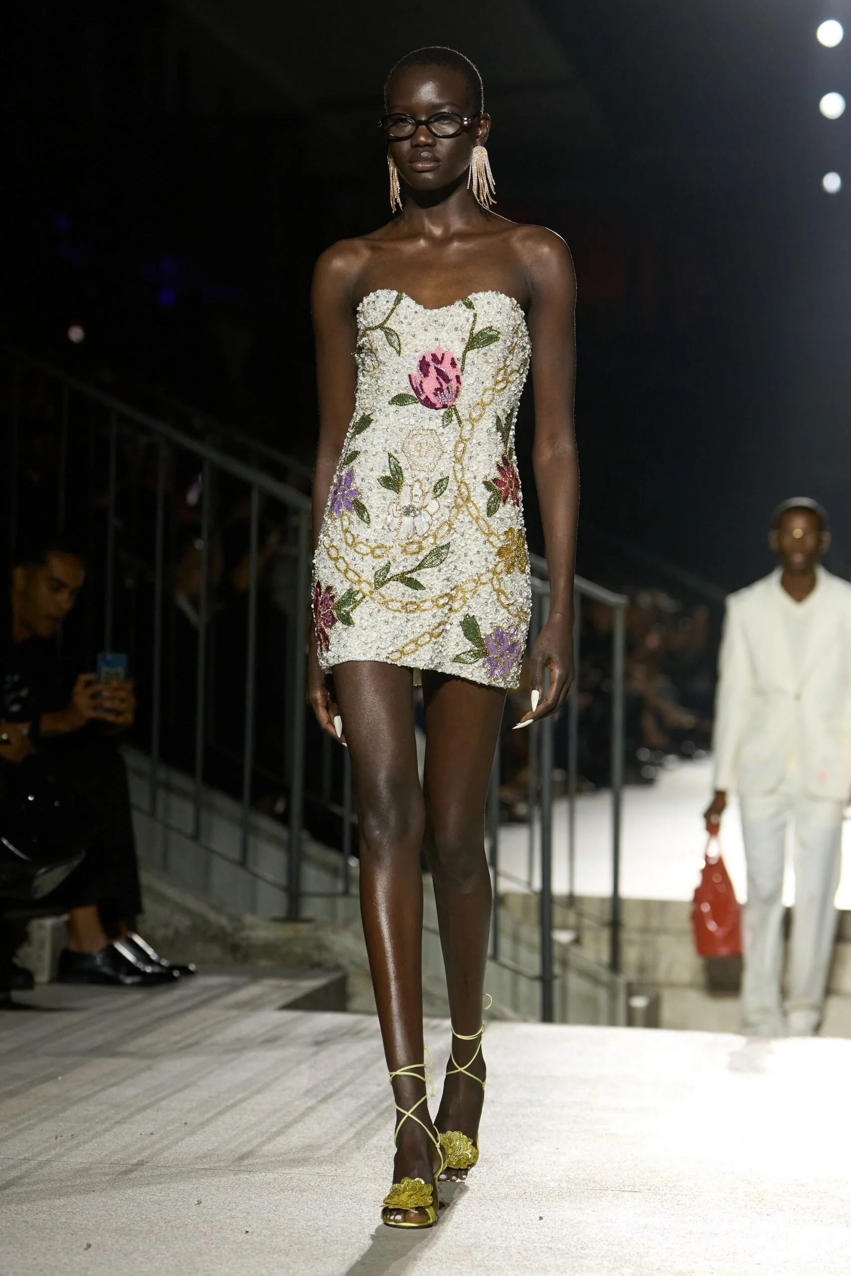 philipp-plein-spring-2027-ready-to-wear-look-41-scaled.jpg