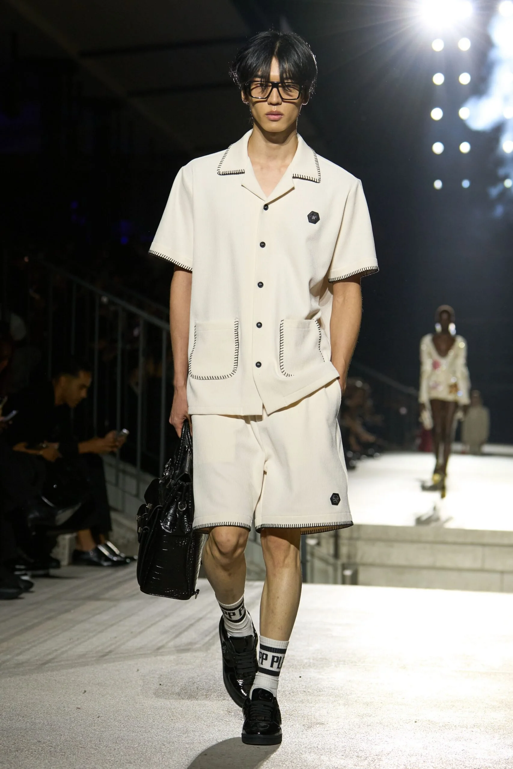 philipp-plein-spring-2027-ready-to-wear-look-44-scaled.jpg