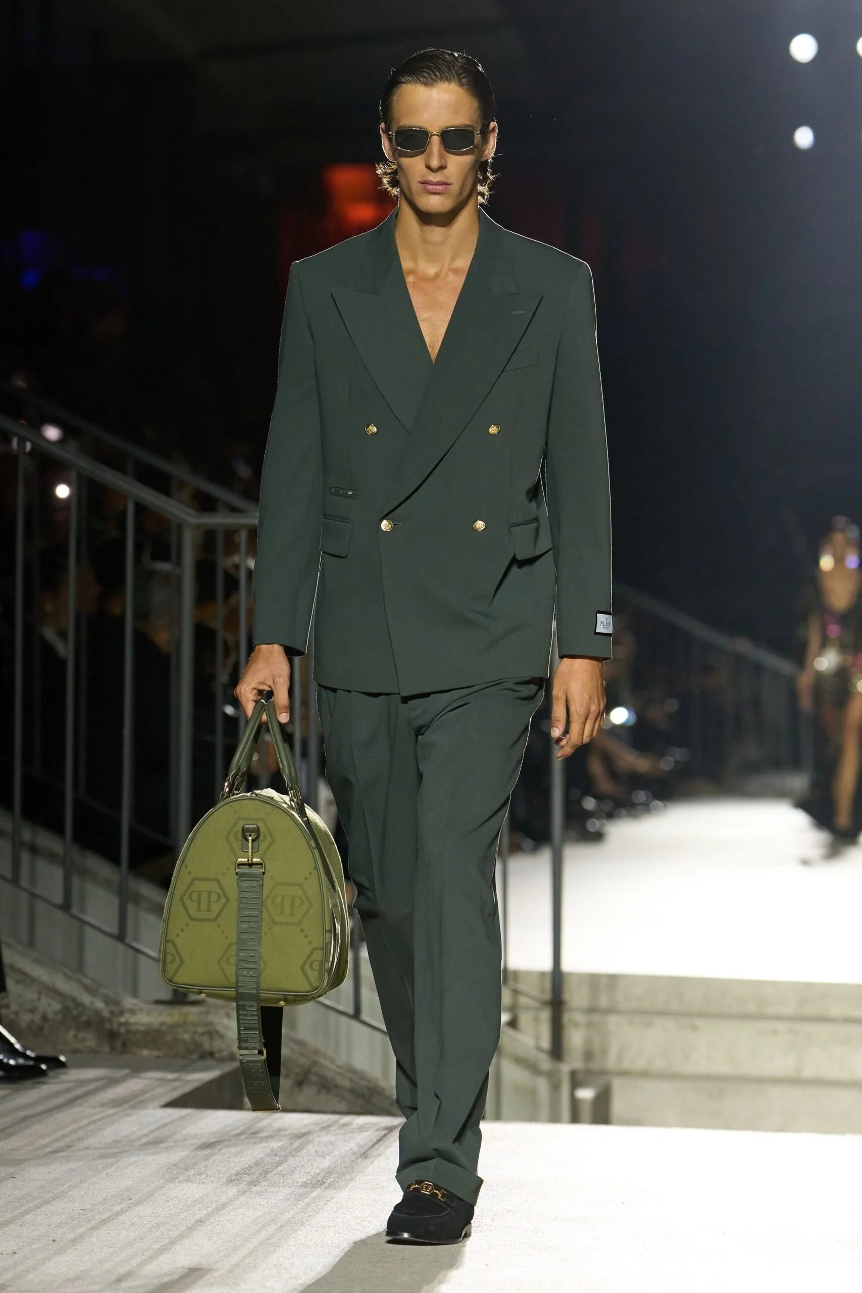 philipp-plein-spring-2027-ready-to-wear-look-54-scaled.jpg