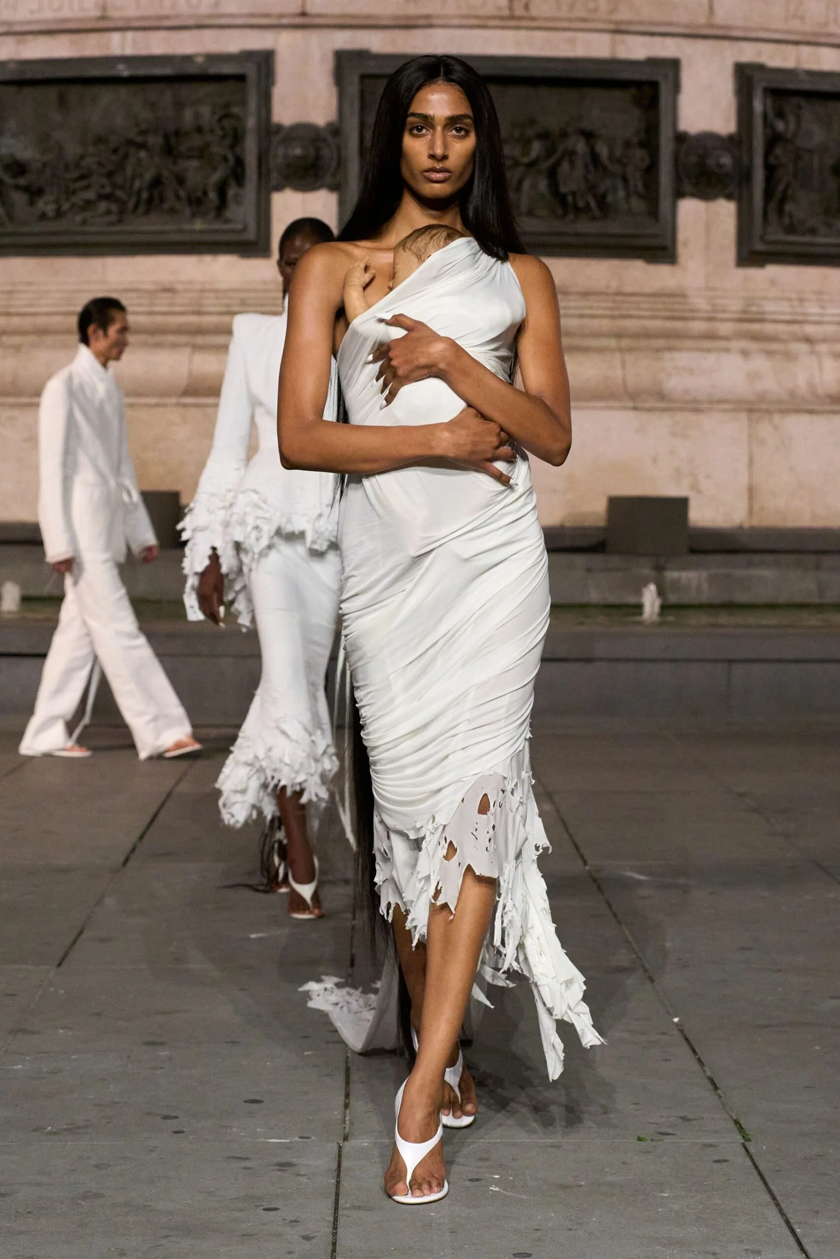 matieres-fecales-spring-2027-ready-to-wear-look-02-scaled.jpg