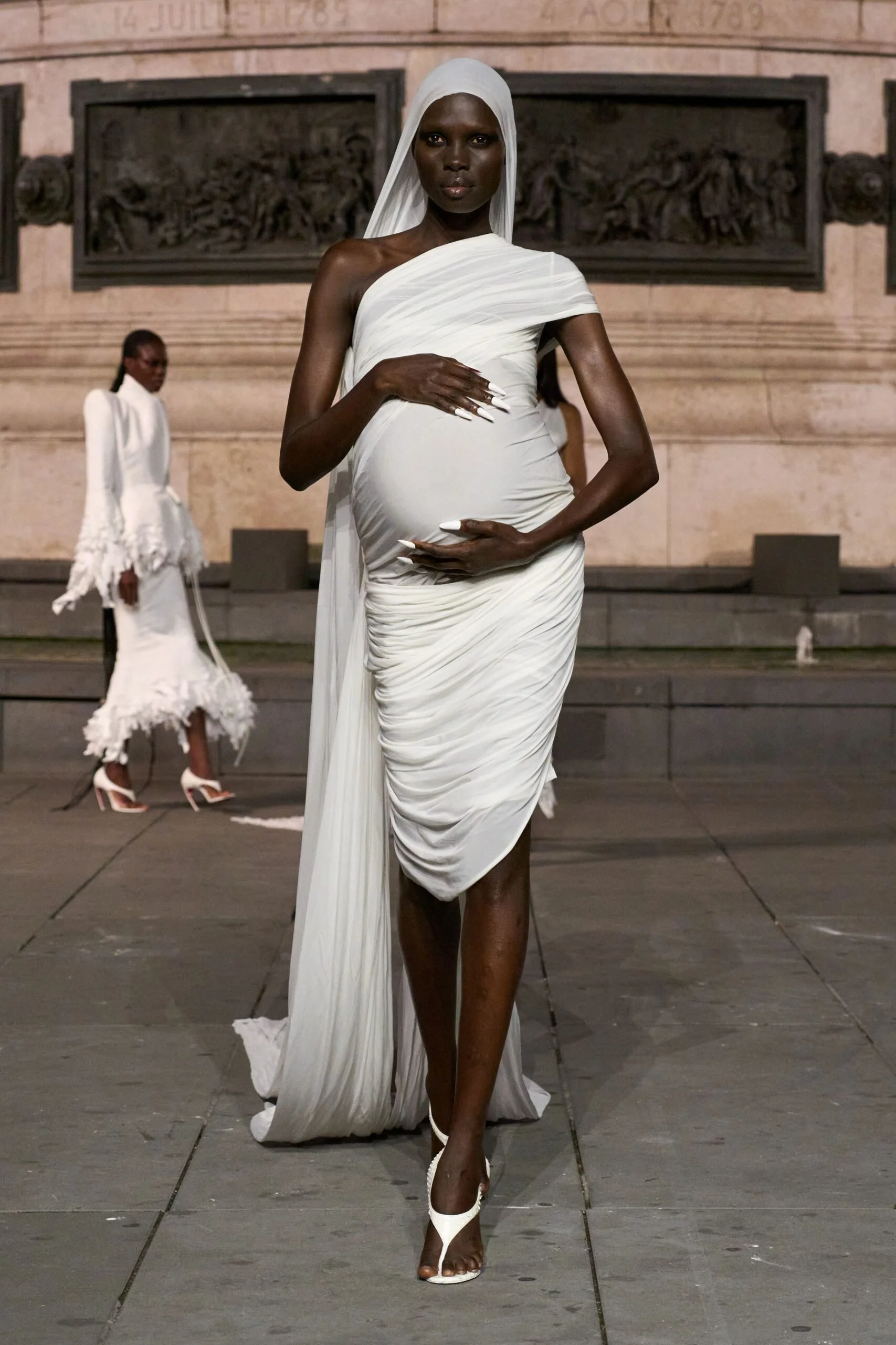 matieres-fecales-spring-2027-ready-to-wear-look-01-scaled.jpg
