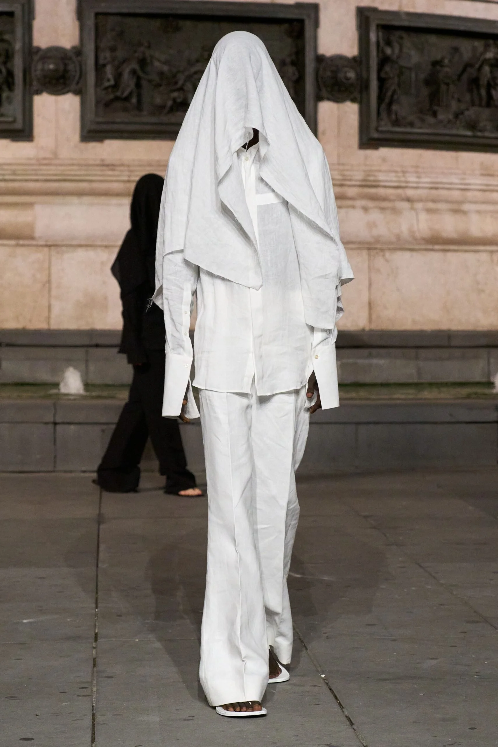 matieres-fecales-spring-2027-ready-to-wear-look-14-scaled.jpg