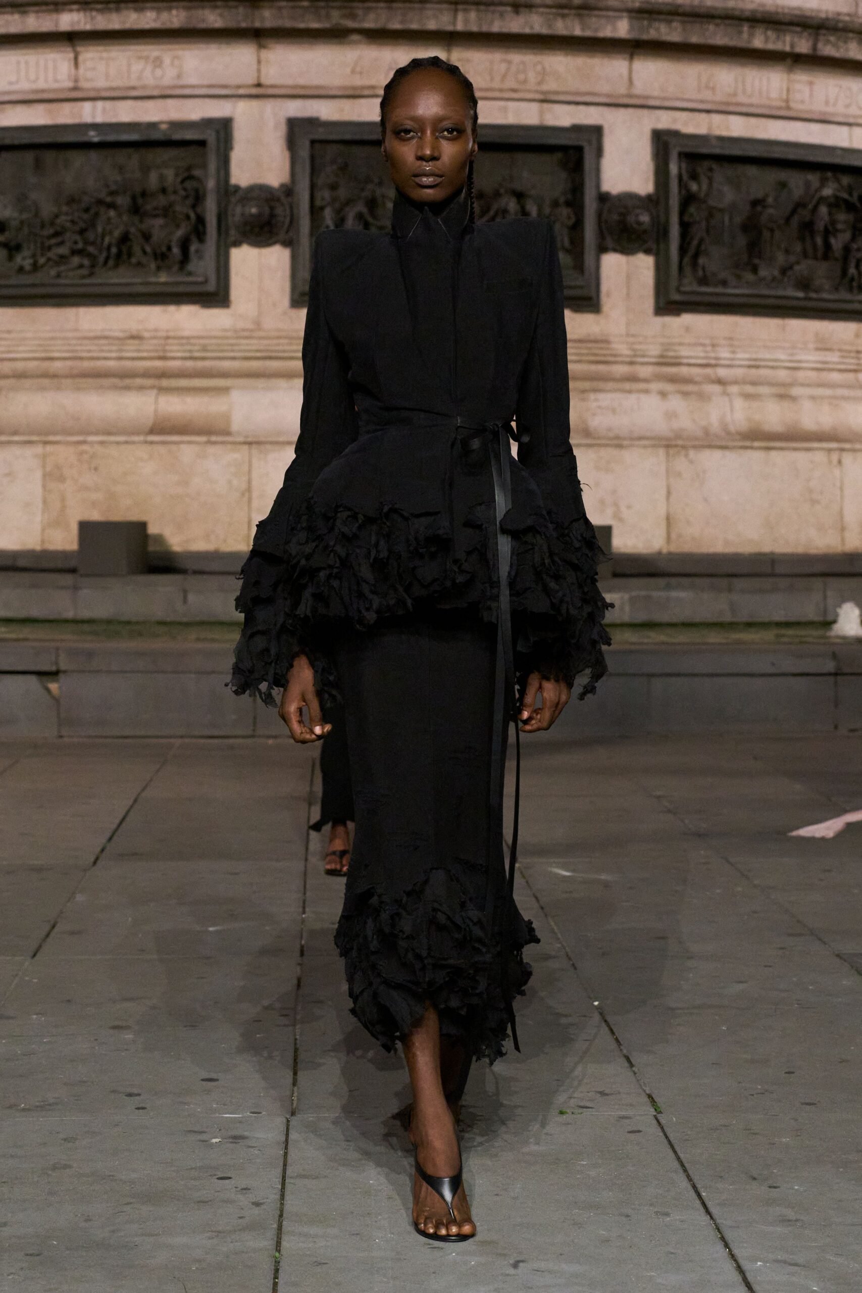 matieres-fecales-spring-2027-ready-to-wear-look-20-scaled.jpg