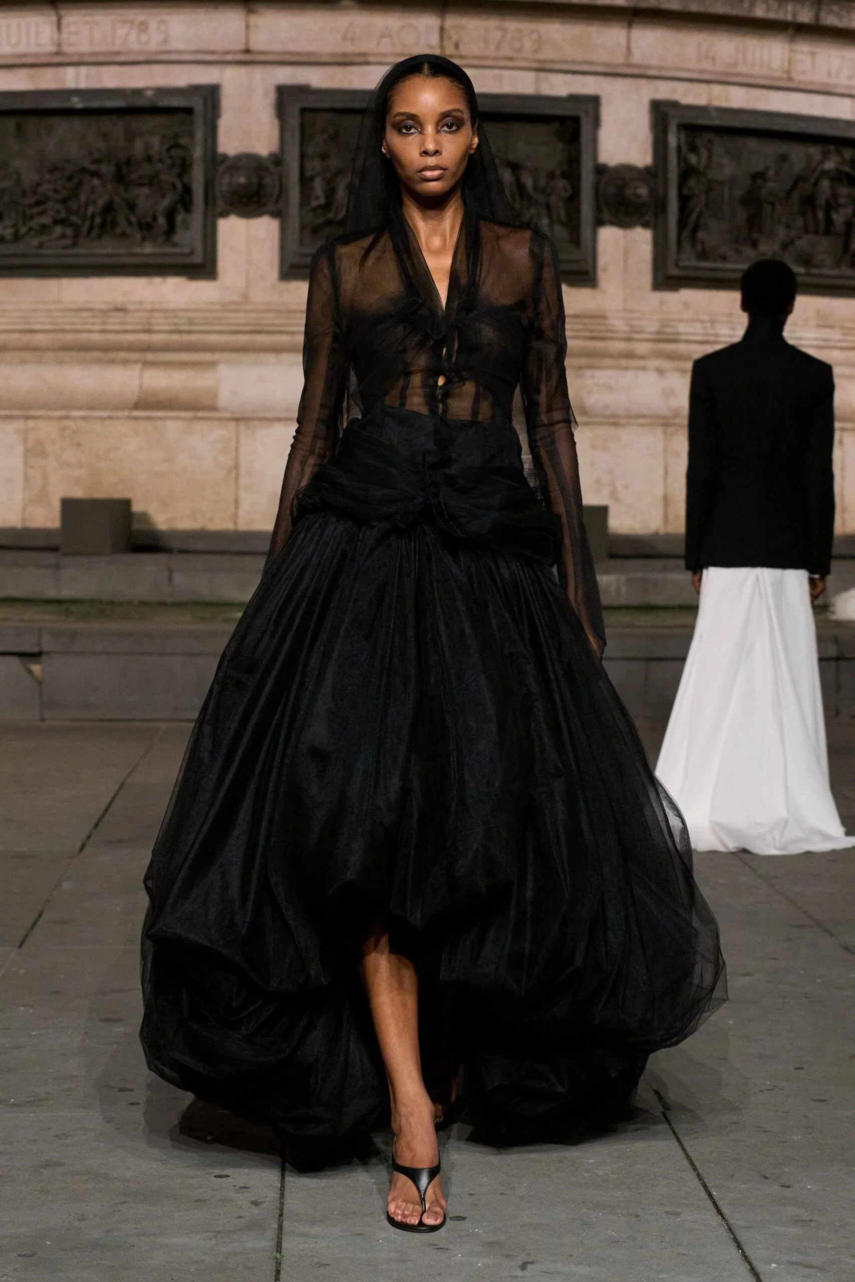 matieres-fecales-spring-2027-ready-to-wear-look-24-scaled.jpg
