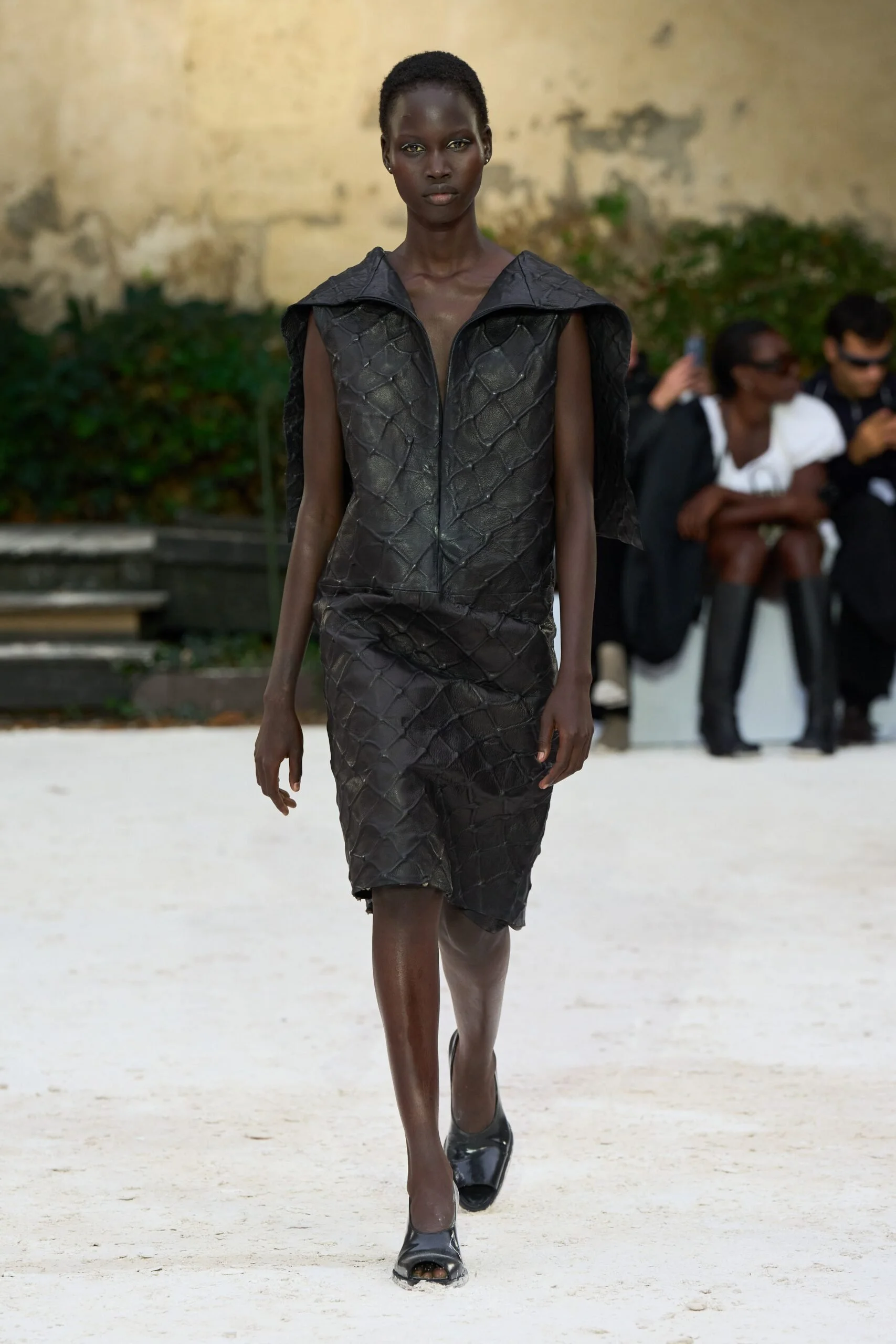 hodakova-spring-2027-ready-to-wear-look-33-scaled.jpg