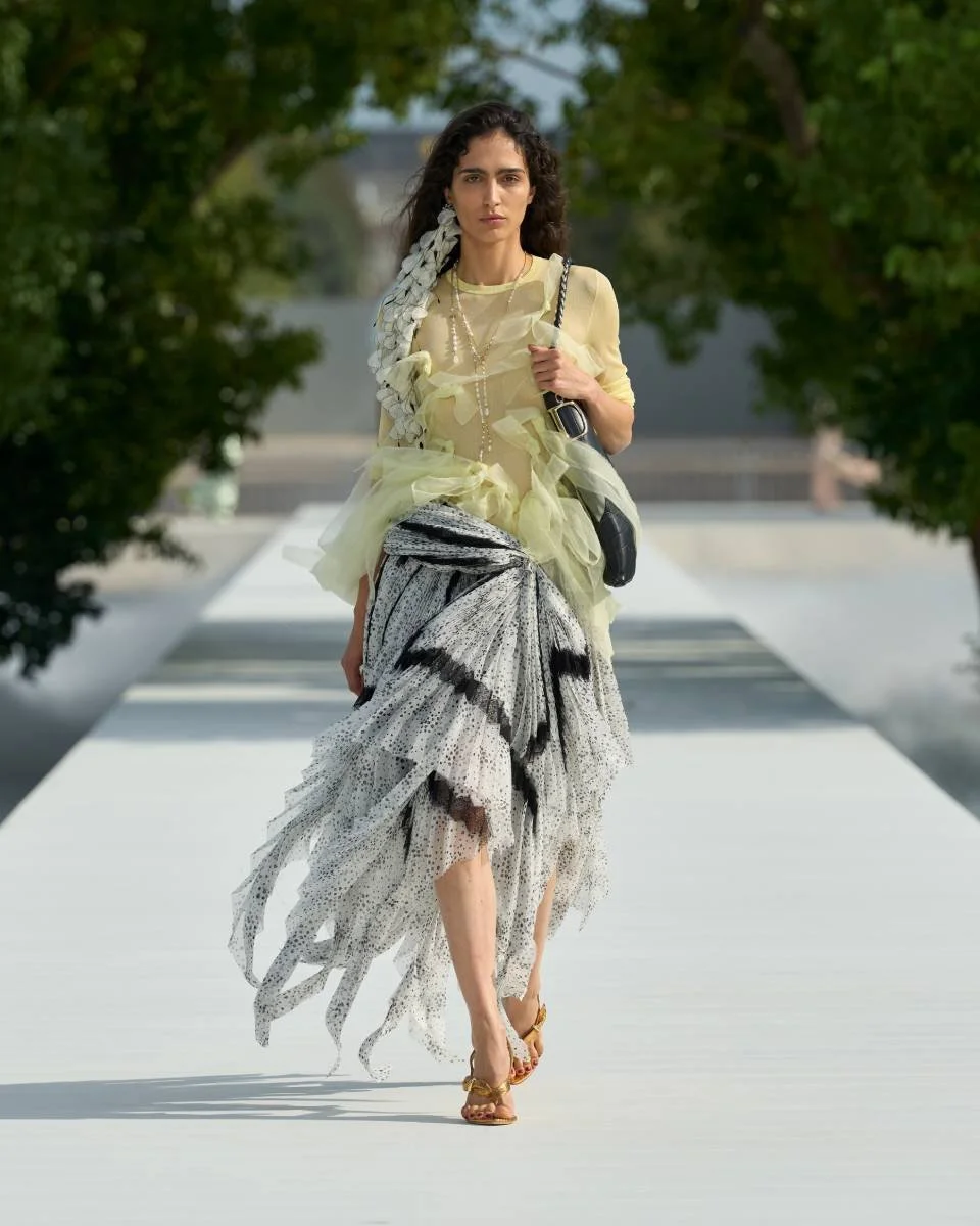 15_Mode_Femme_Spring_Summer_2027_Look_15.jpg