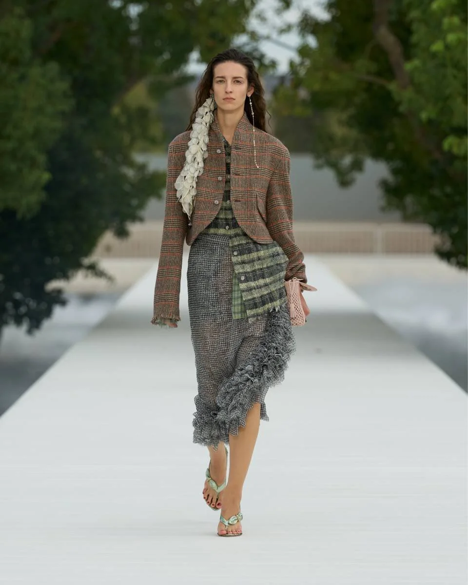 40_Mode_Femme_Spring_Summer_2027_Look_40.jpg