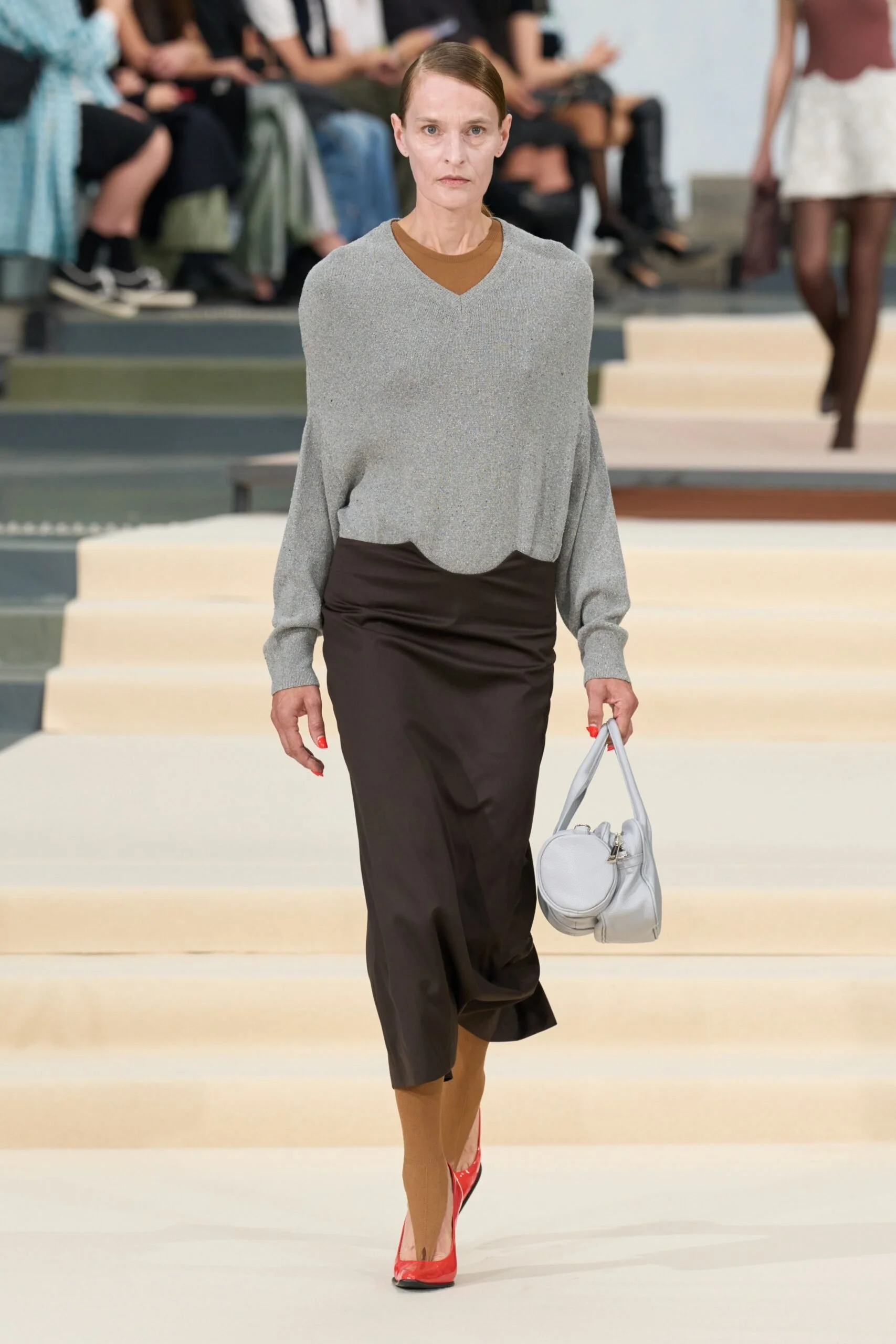 julie-kegels-spring-2027-ready-to-wear-look-26-scaled.jpg