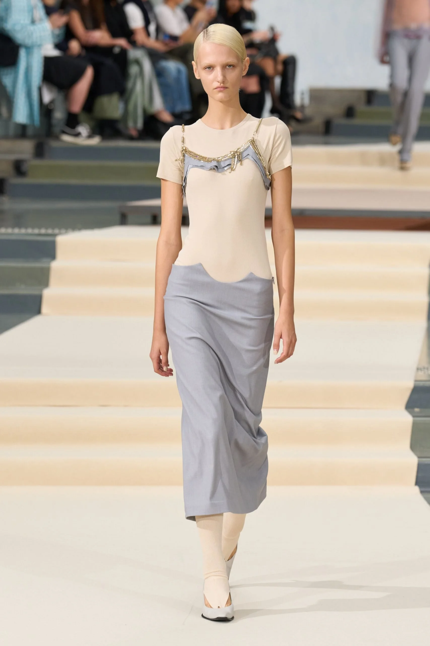 julie-kegels-spring-2027-ready-to-wear-look-38-scaled.jpg