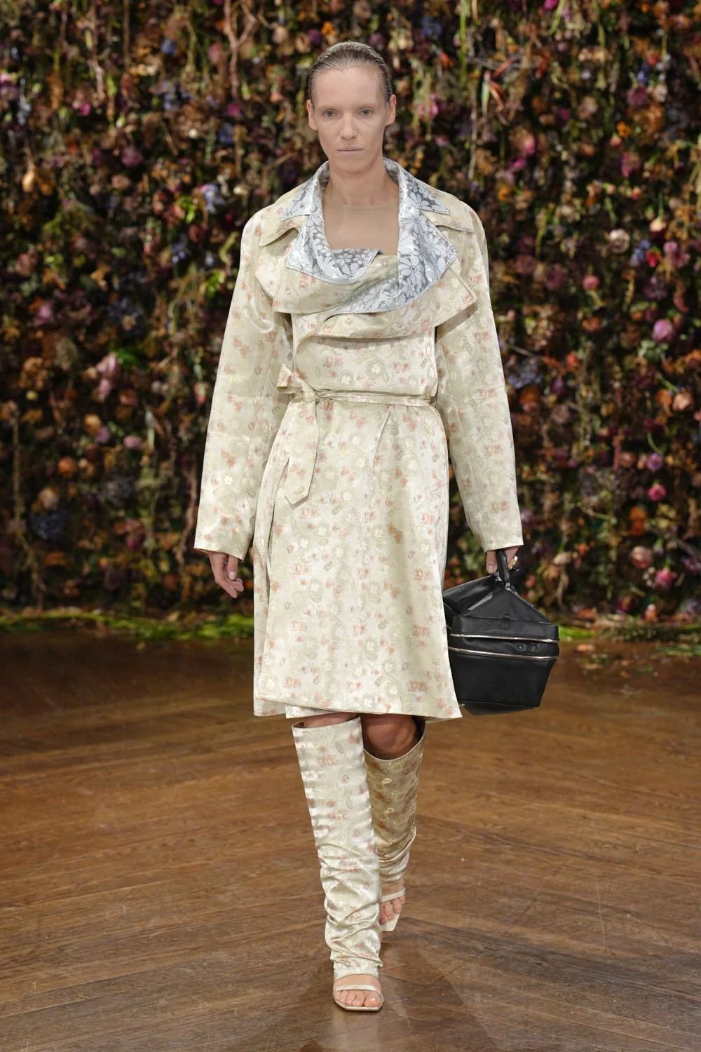 maison-margiela-spring-2027-ready-to-wear-look-03.jpg