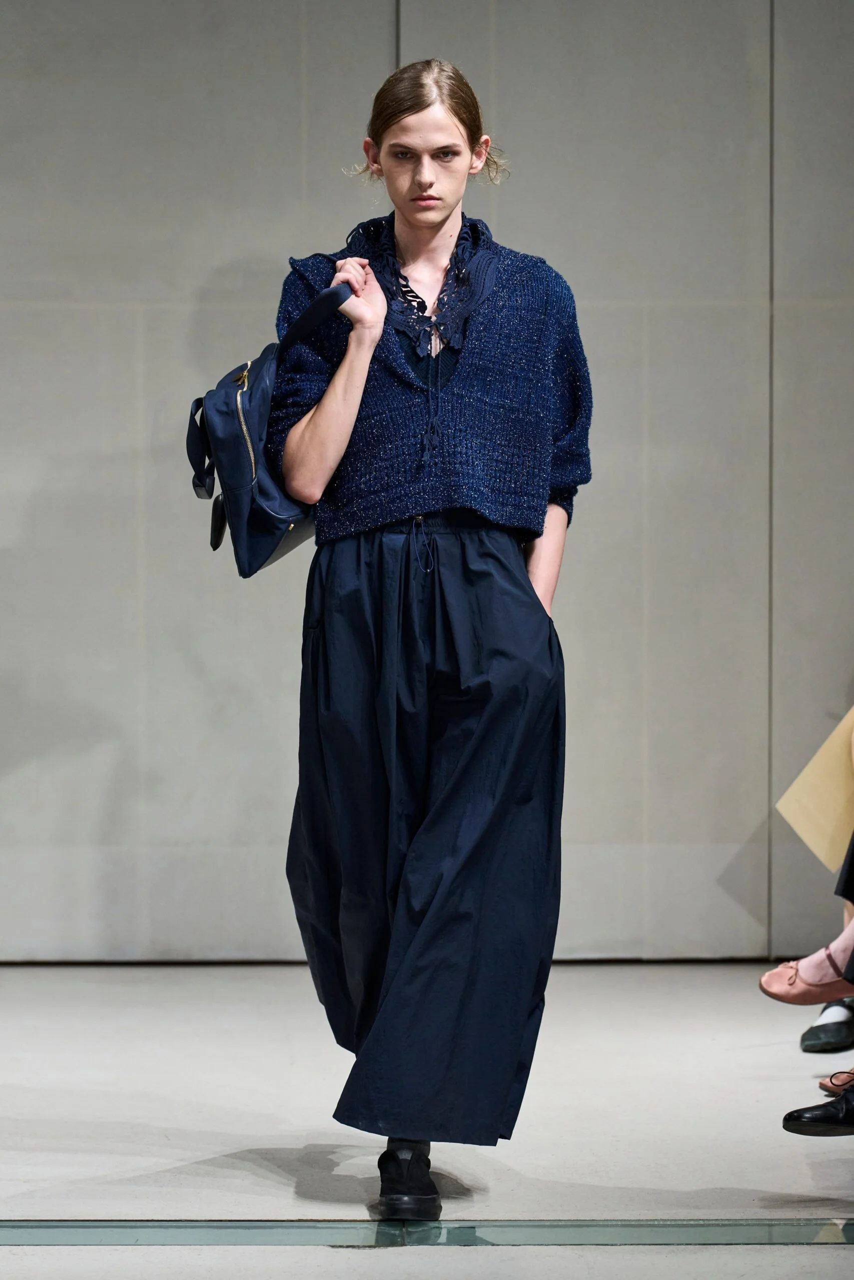 mame-kurogouchi-spring-2027-ready-to-wear-look-09-scaled.jpg