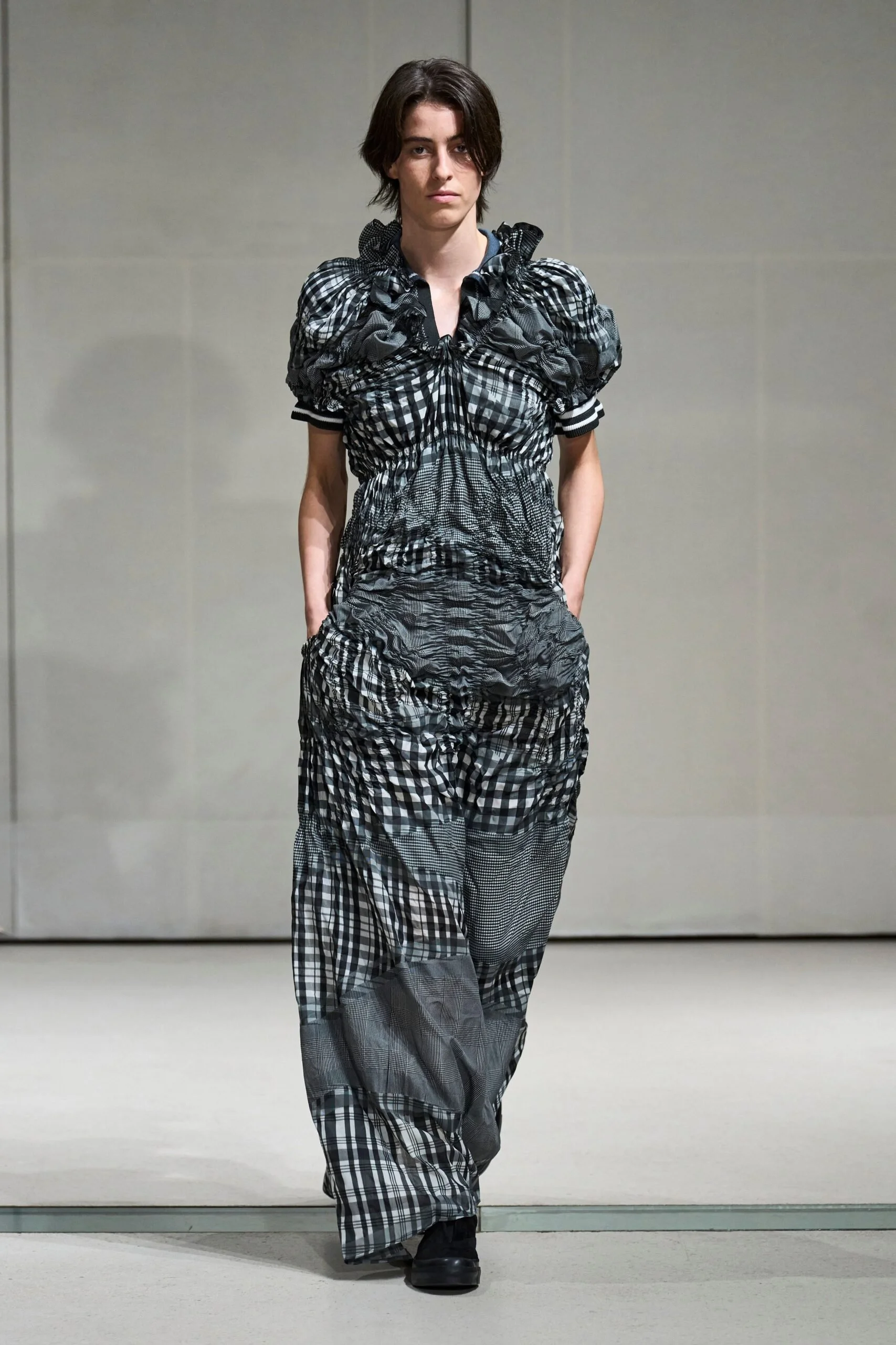 mame-kurogouchi-spring-2027-ready-to-wear-look-18-scaled.jpg