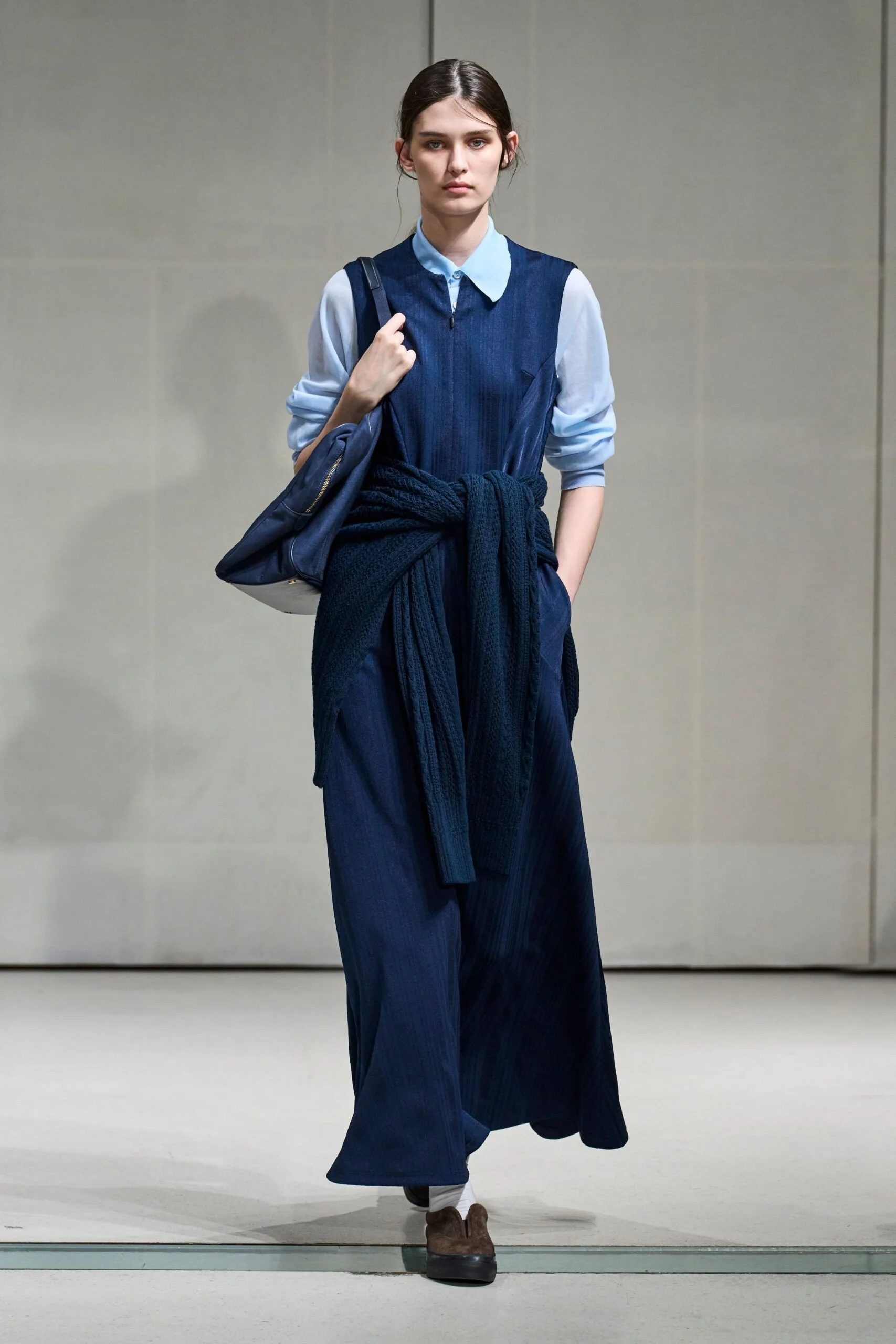 mame-kurogouchi-spring-2027-ready-to-wear-look-24-scaled.jpg