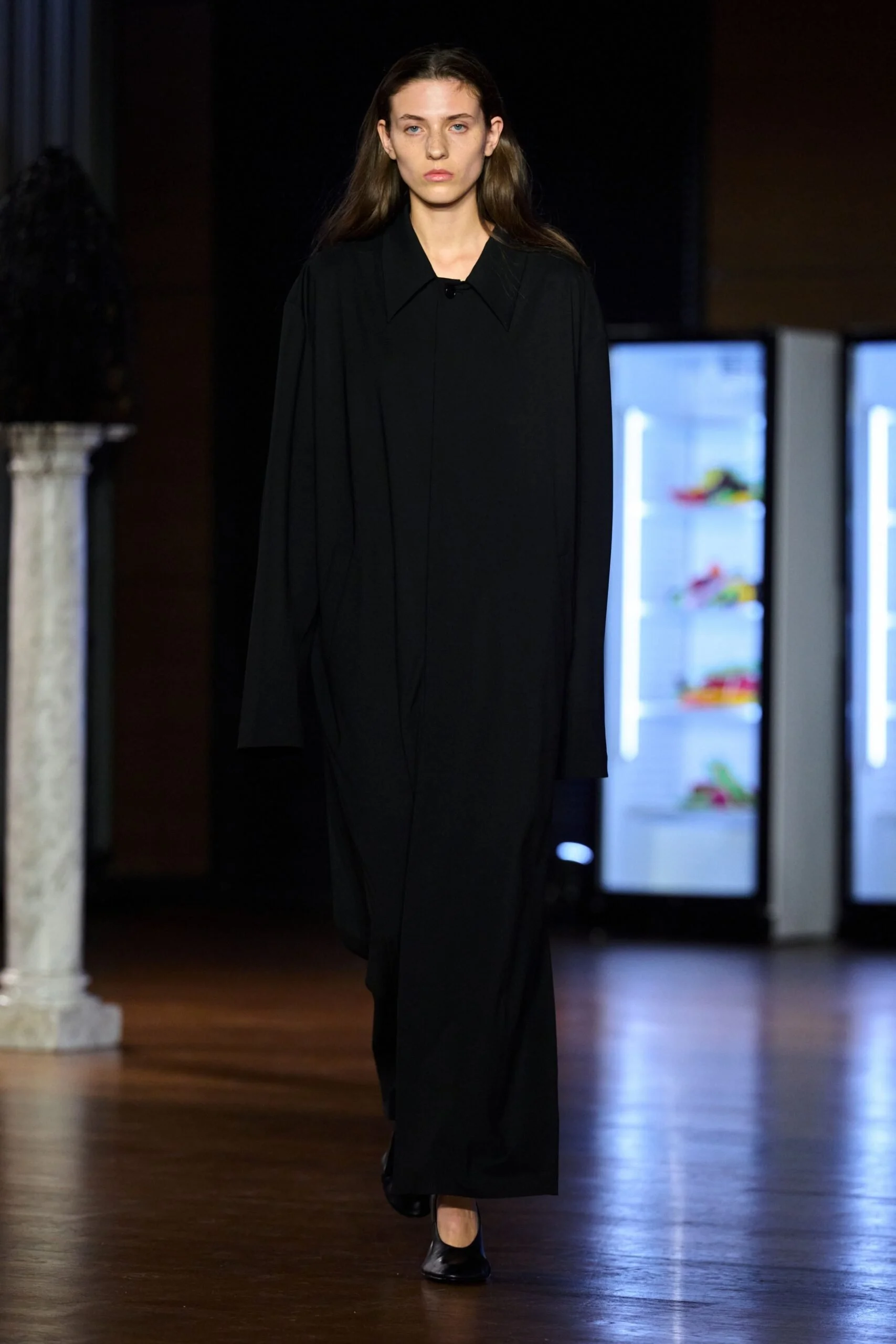marie-adam-leenaerdt-spring-2027-ready-to-wear-look-02-scaled.jpg