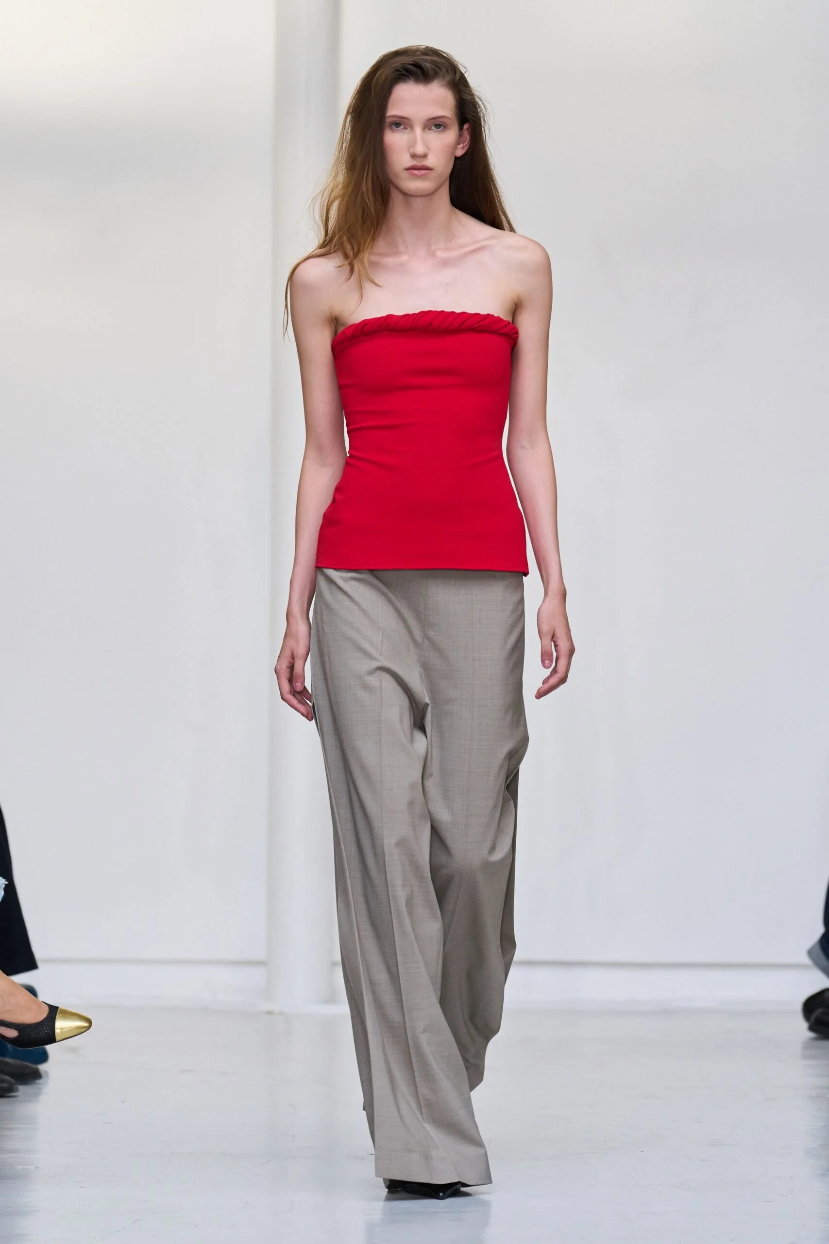 burc-akyol-spring-2027-ready-to-wear-look-16-scaled.jpg