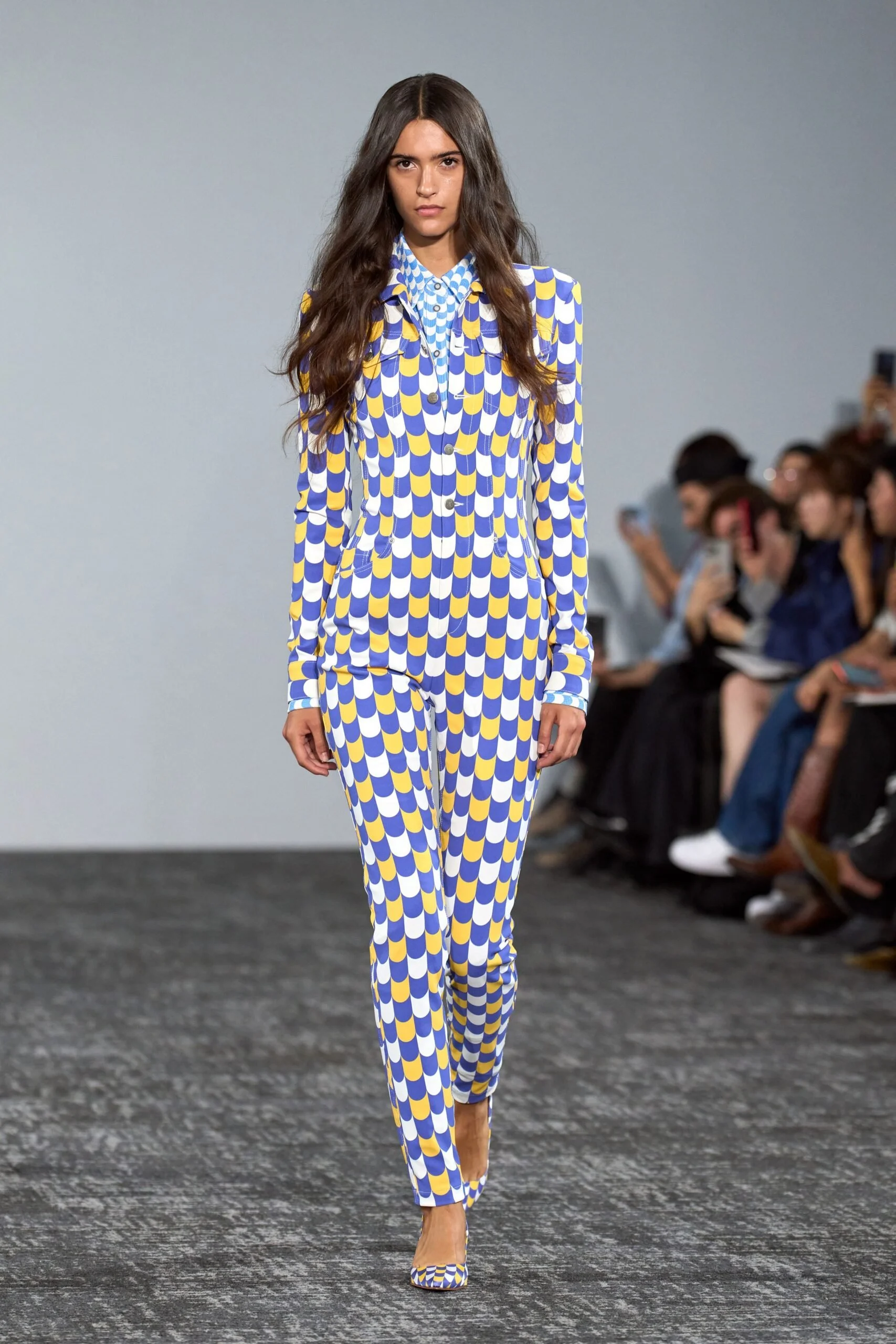 anrealage-spring-2027-ready-to-wear-look-05-scaled.jpg