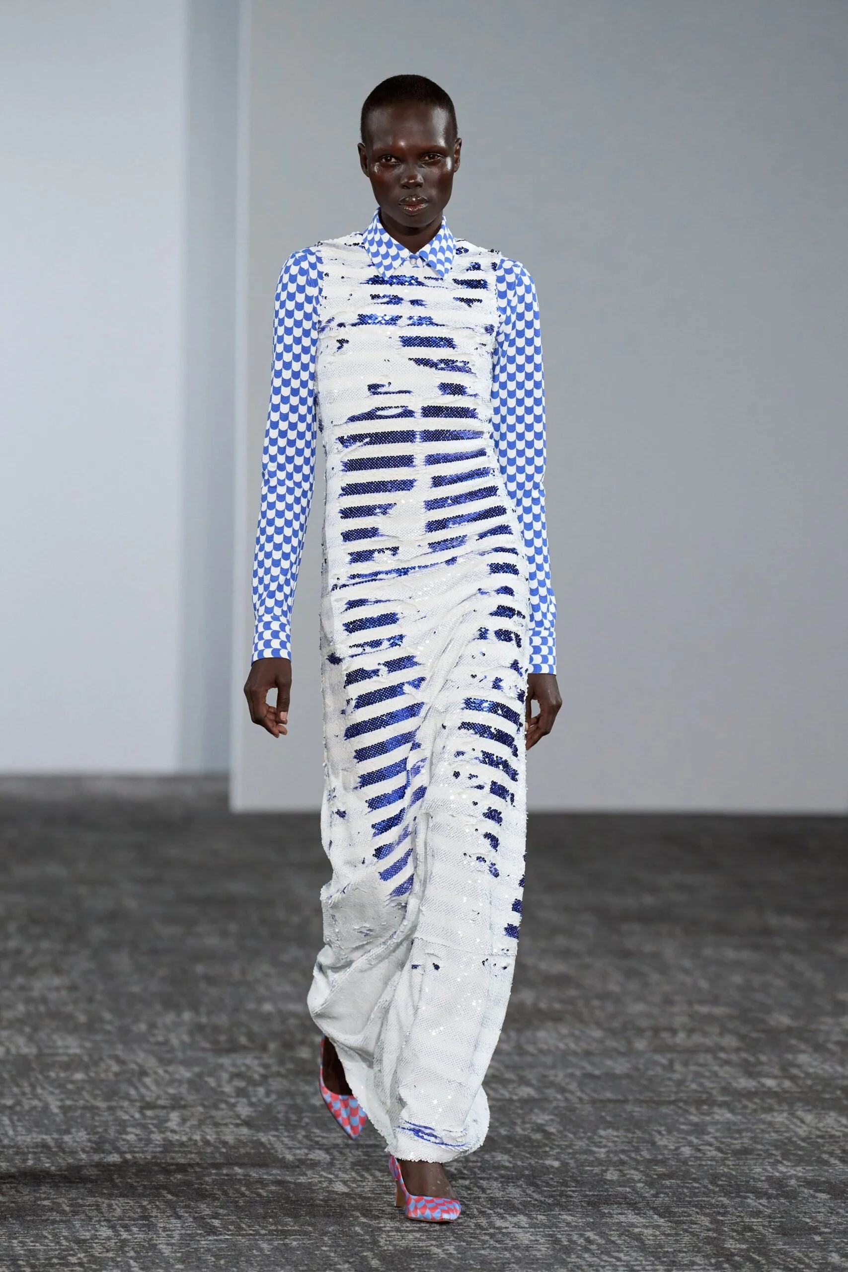 anrealage-spring-2027-ready-to-wear-look-15-scaled.jpg