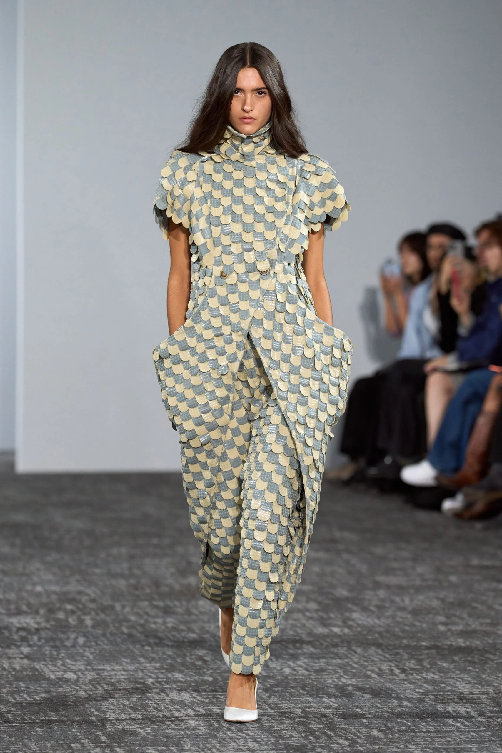 anrealage-spring-2027-ready-to-wear-look-19-scaled.jpg