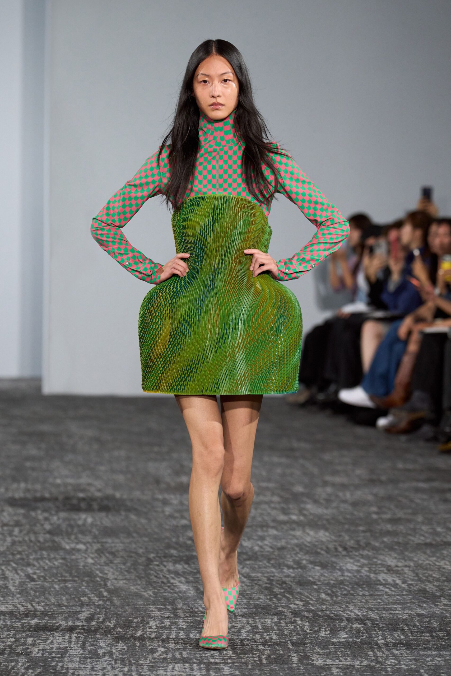 anrealage-spring-2027-ready-to-wear-look-24-scaled.jpg
