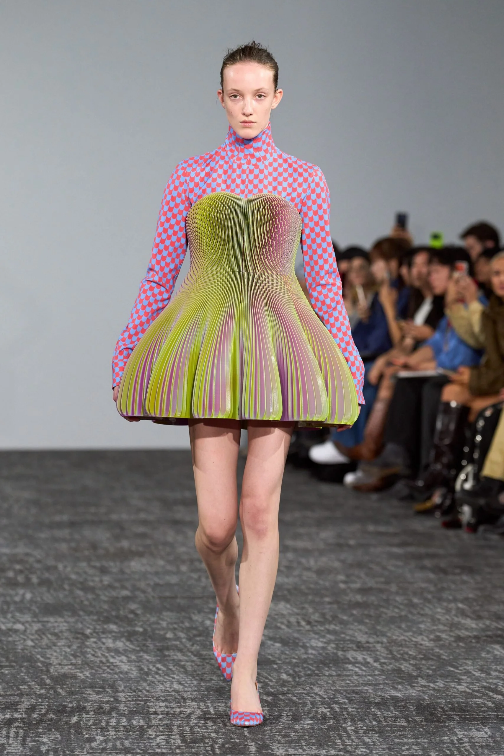 anrealage-spring-2027-ready-to-wear-look-25-scaled.jpg