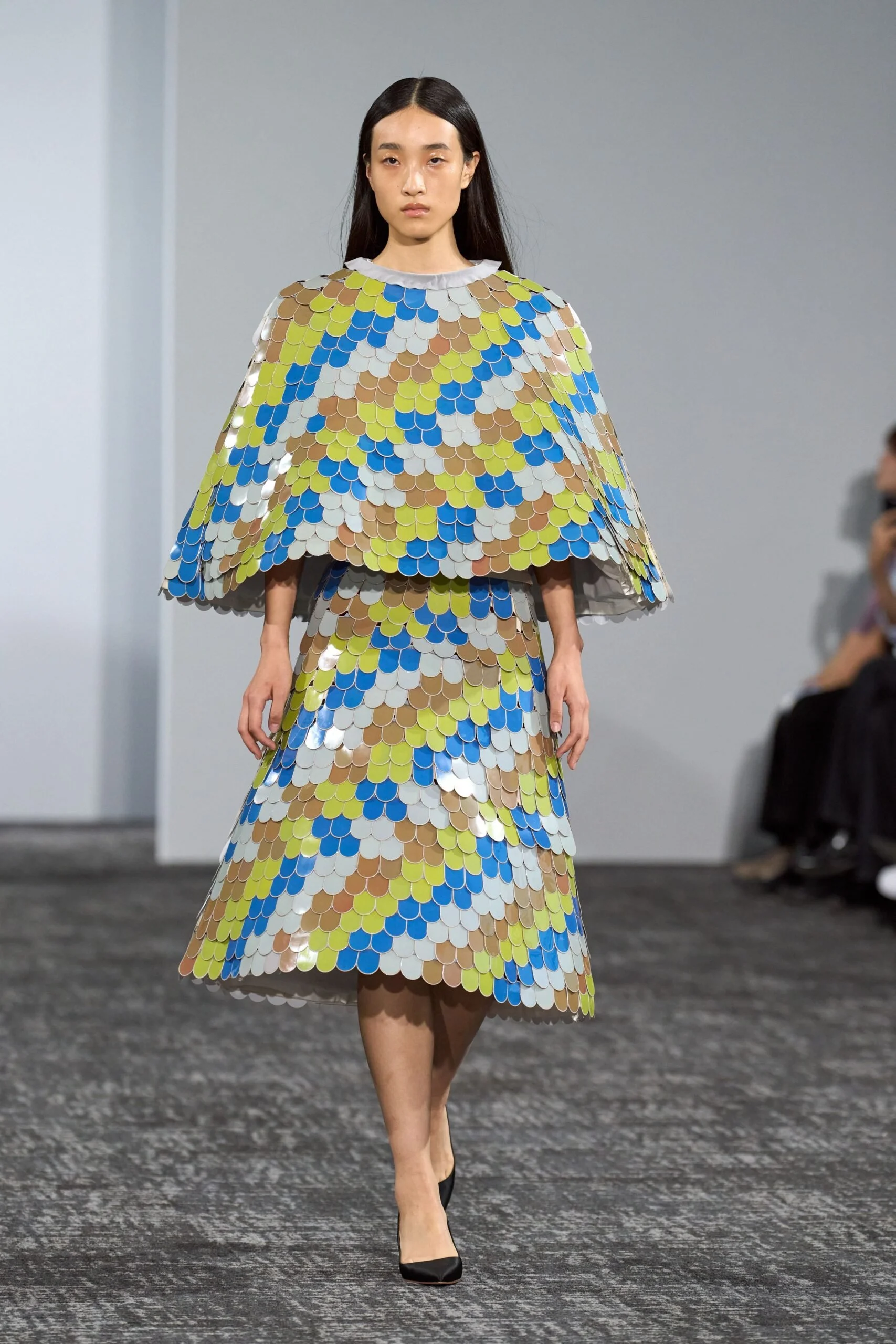 anrealage-spring-2027-ready-to-wear-look-32-scaled.jpg