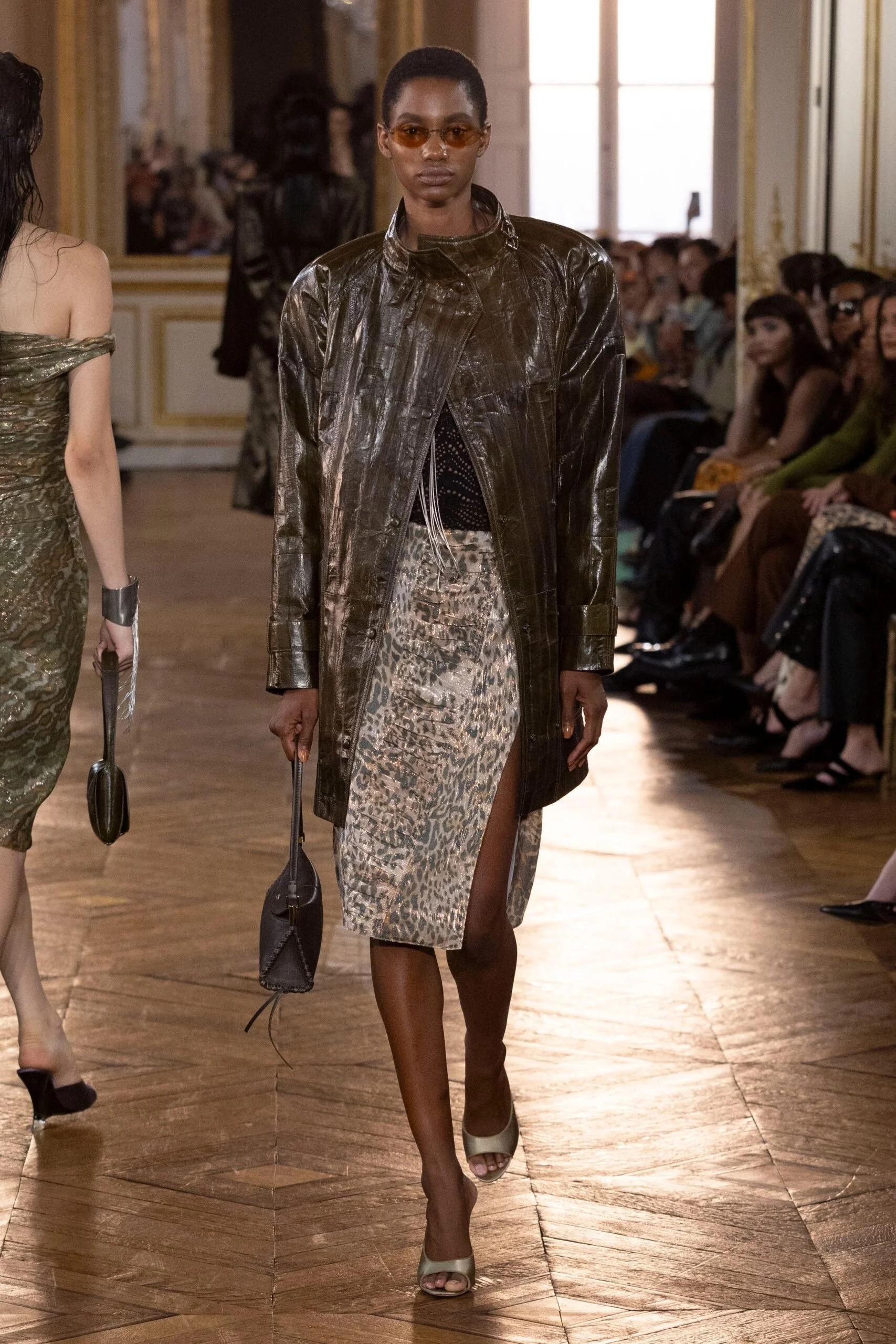 balmain-spring-2027-ready-to-wear-look-03-scaled.jpg